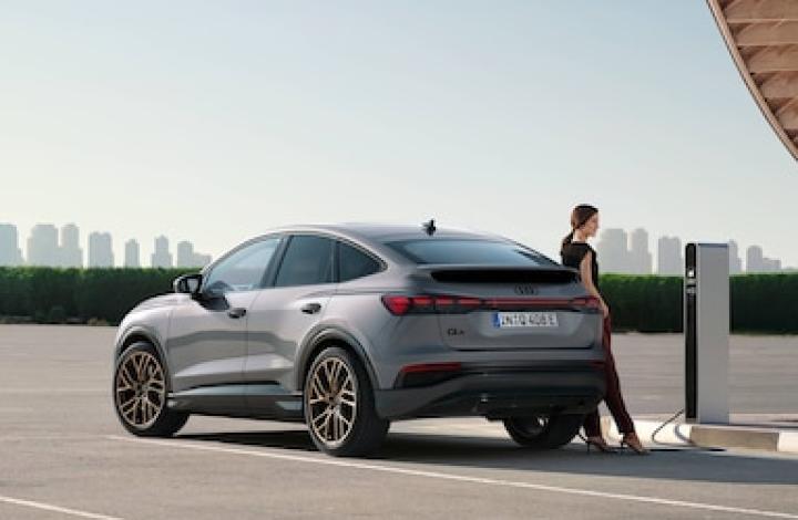 Q4 Sportback