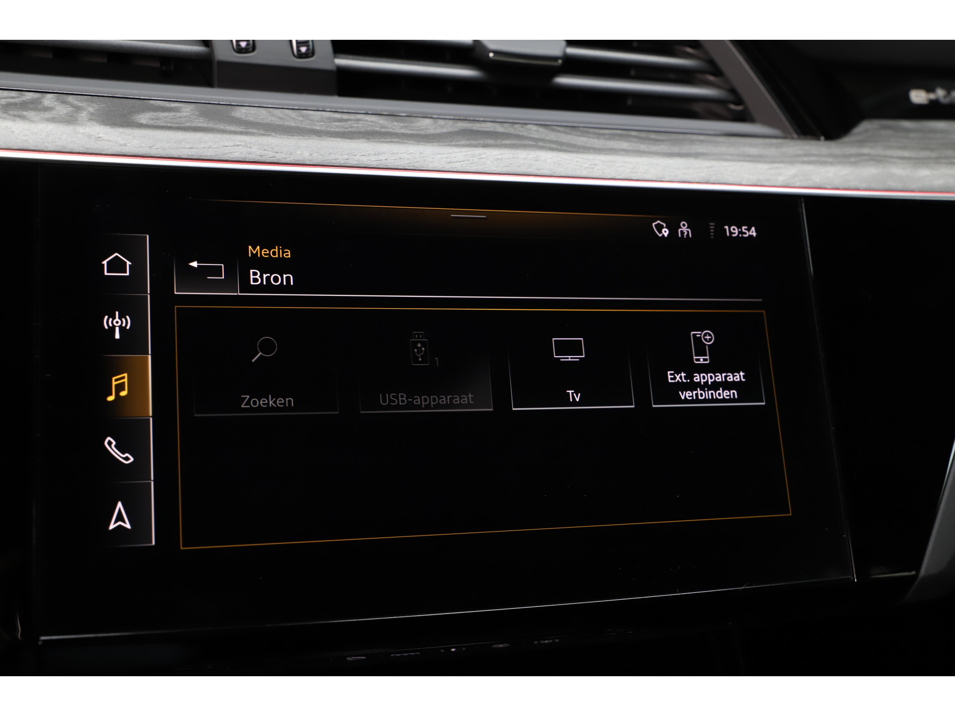 Audi - e-tron 55 quattro Business edition 95 kWh - 2020
