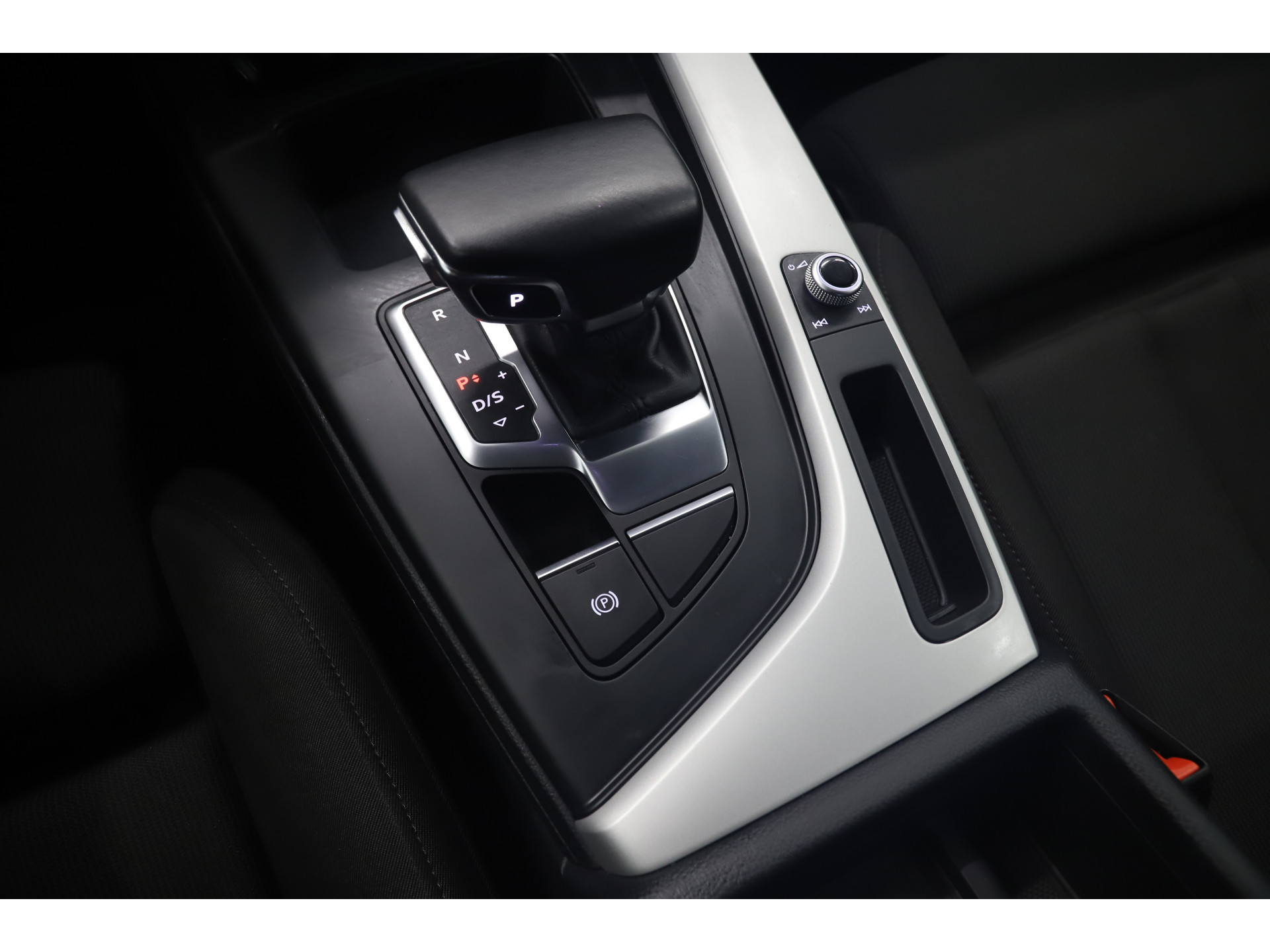 Audi - A4 Avant 40 TFSI 190pk Sport S-Line - 2020