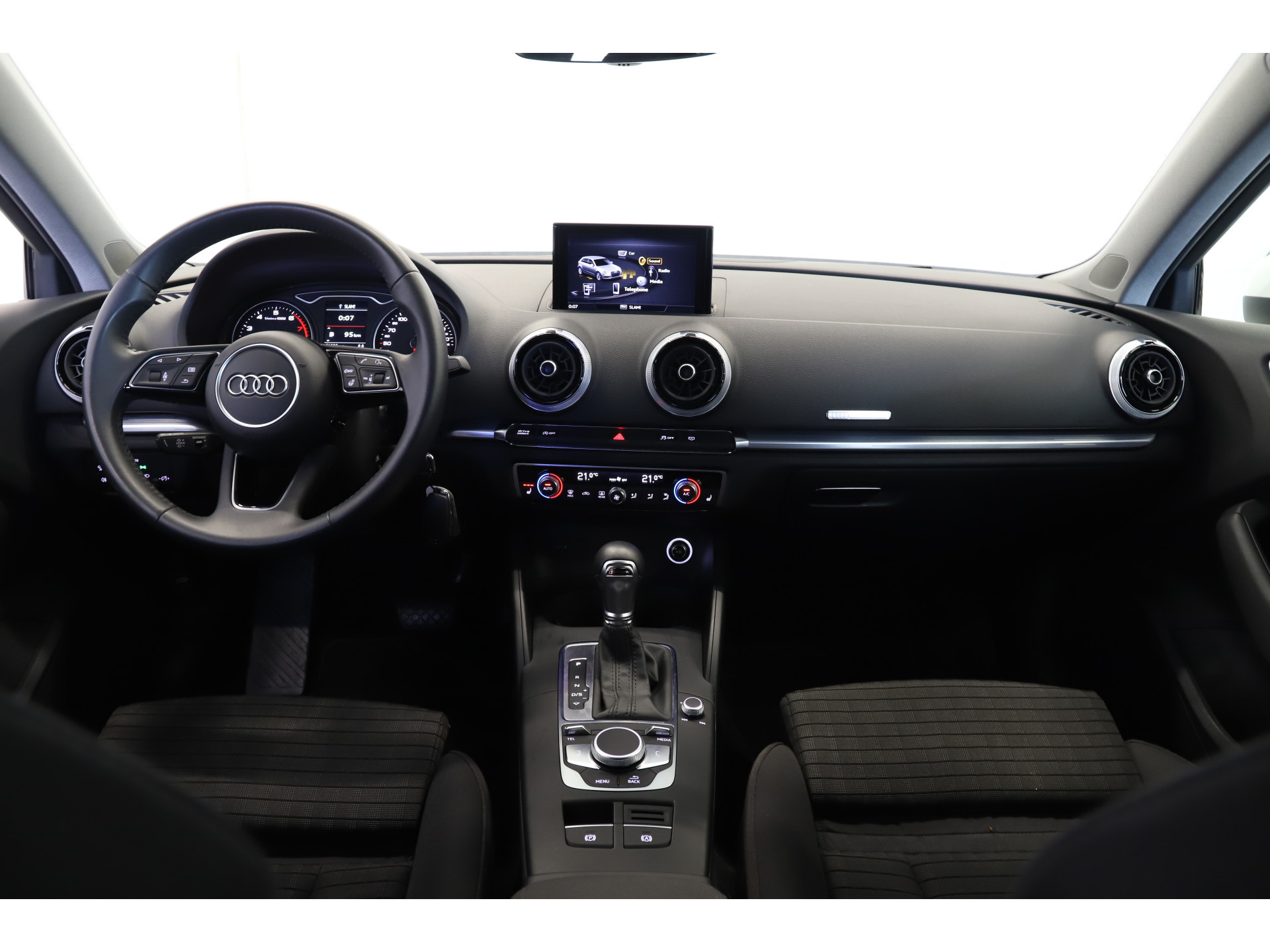 Audi - A3 Sportback 35 TFSI Sport S-Line - 2020