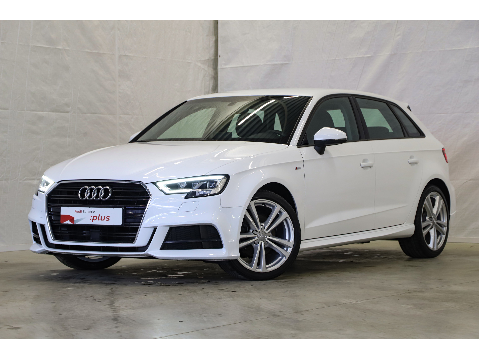 Audi - A3 Sportback 35 TFSI Sport S-Line - 2020