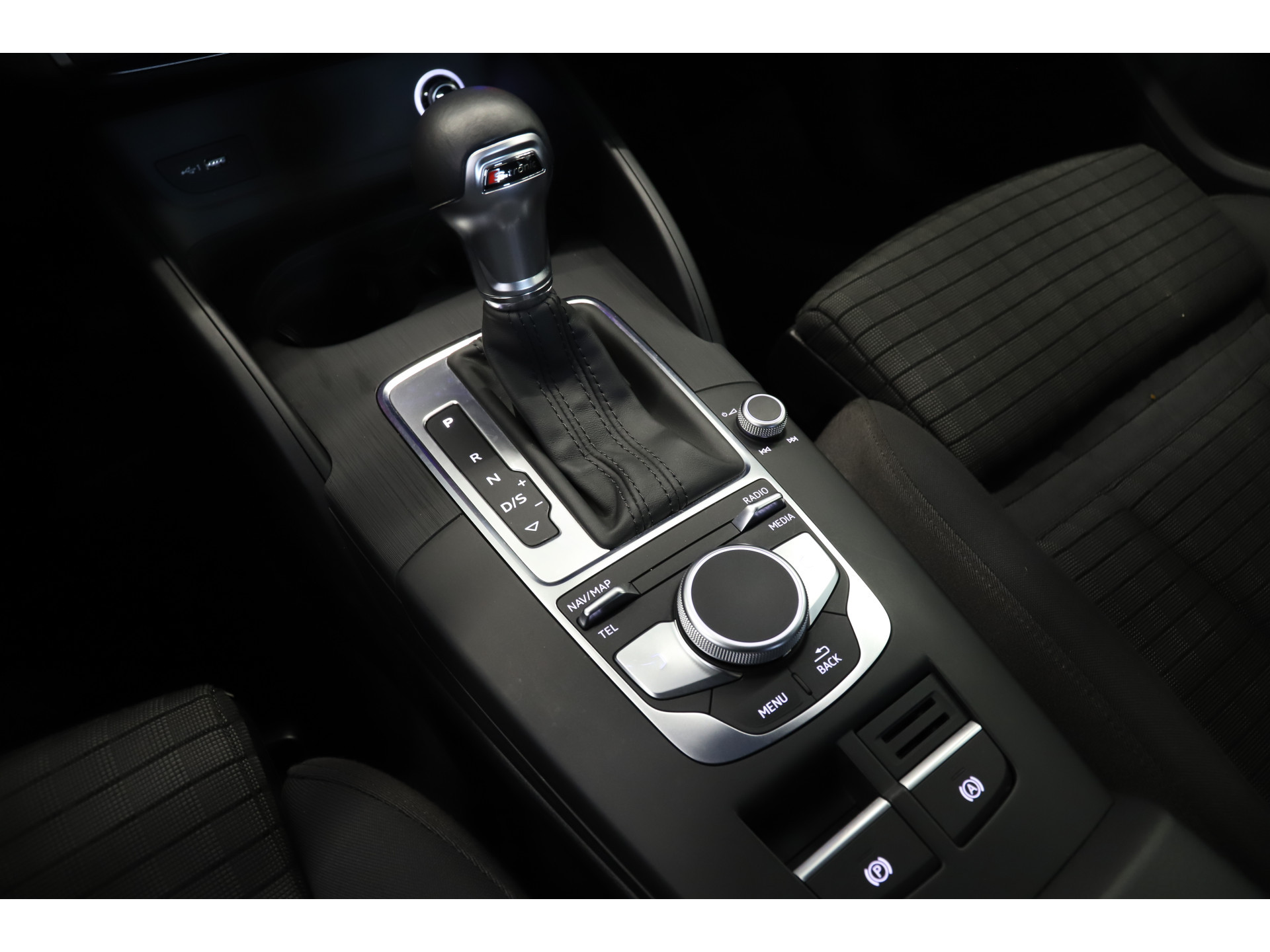 Audi - A3 Sportback 35 TFSI Sport S-Line - 2020