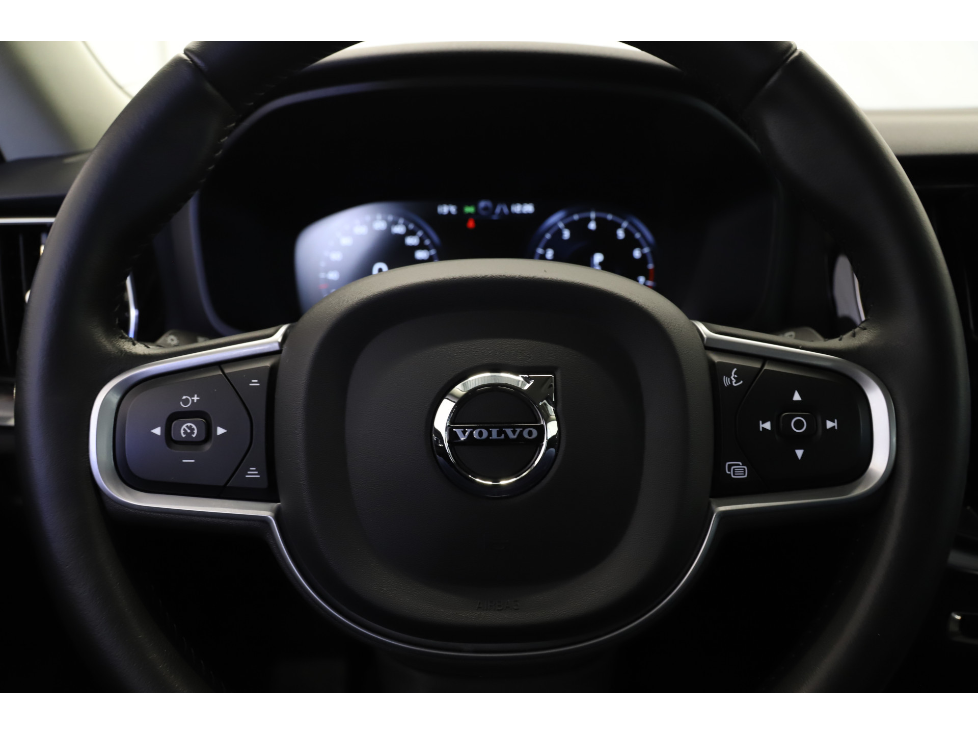 Volvo - V60 2.0 T4 190pk Momentum - 2020