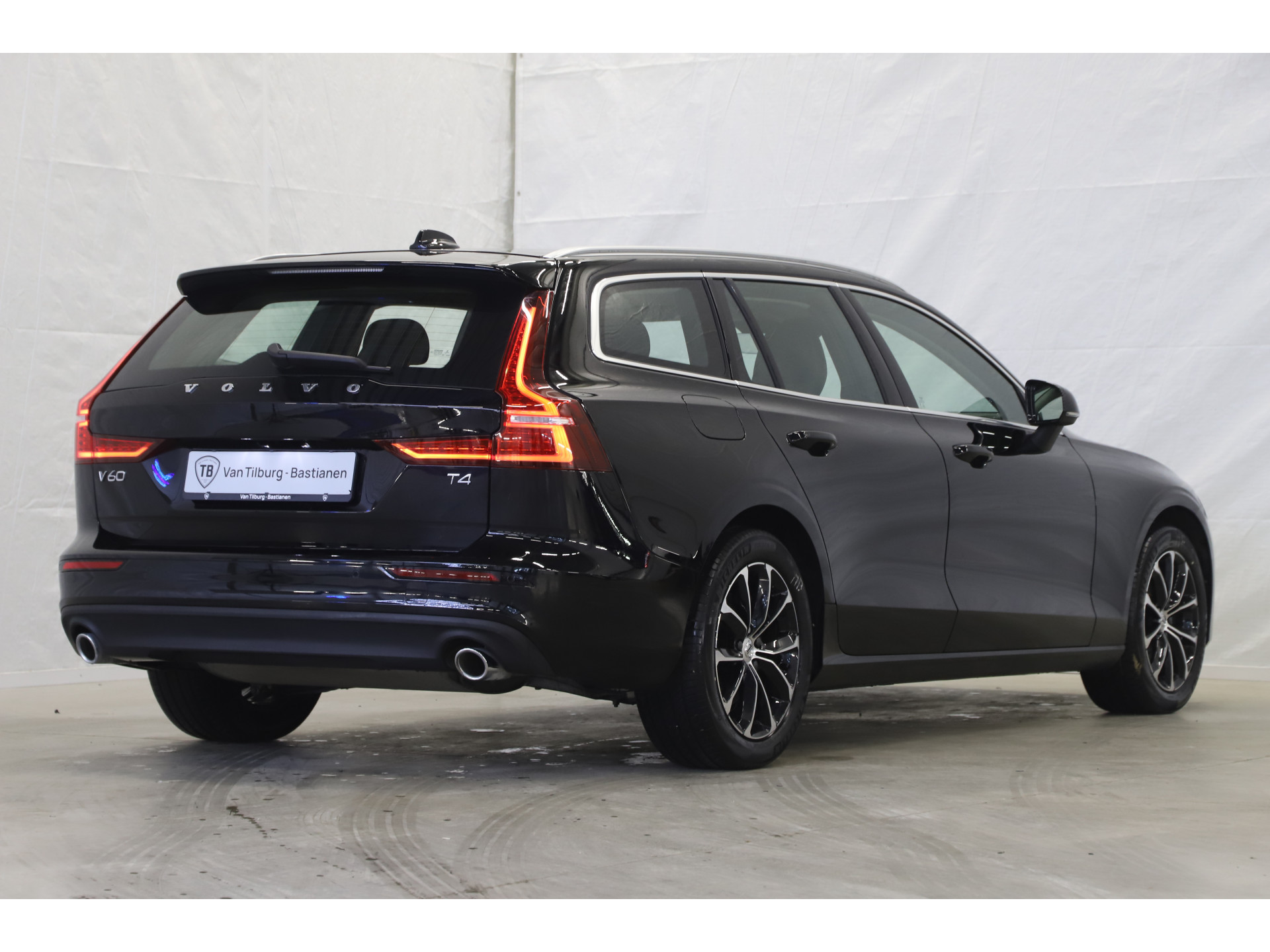 Volvo - V60 2.0 T4 190pk Momentum - 2020