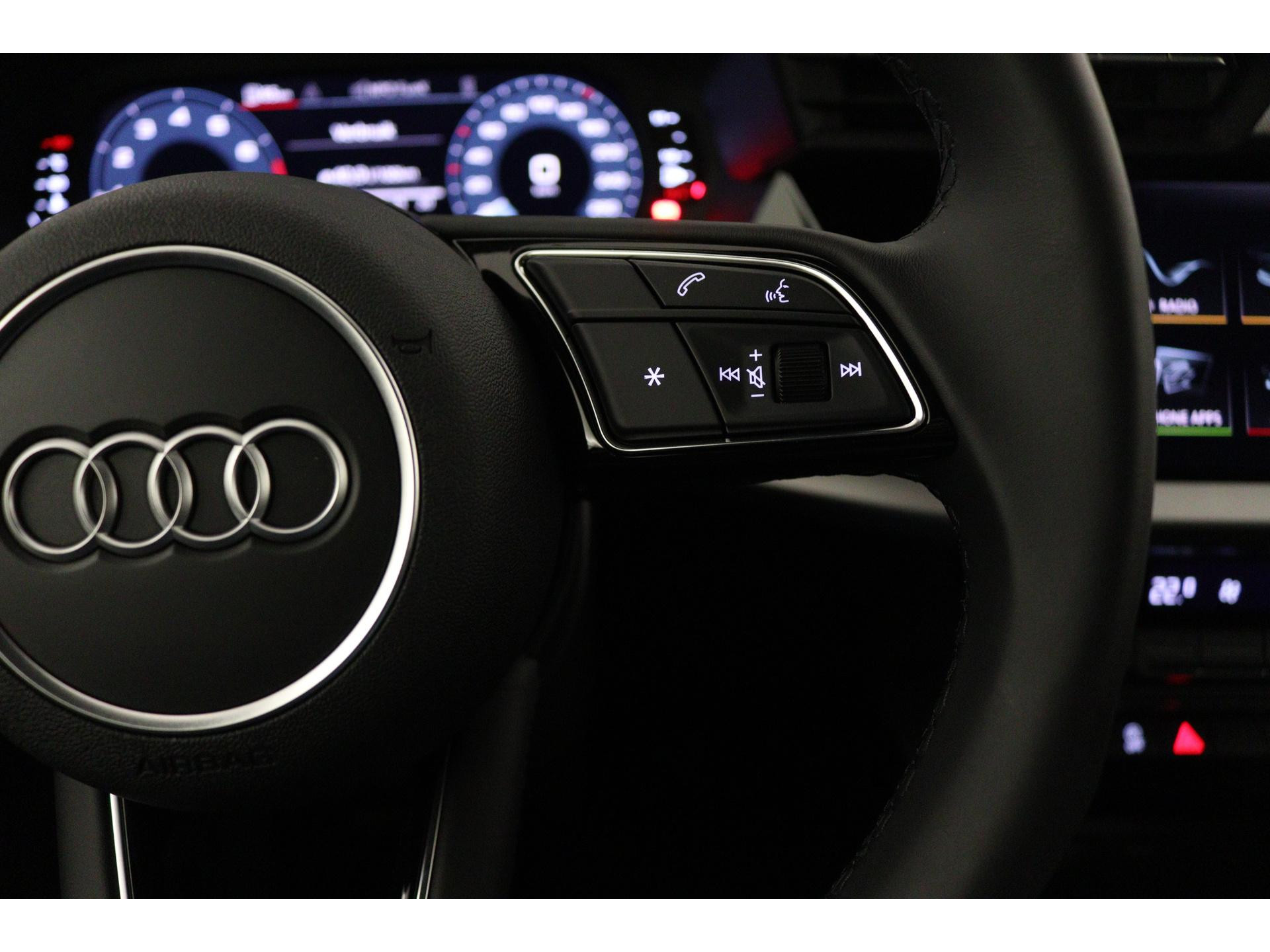 Audi - A3 Sportback 30 TFSI 110 6MT Pro Line - 2023
