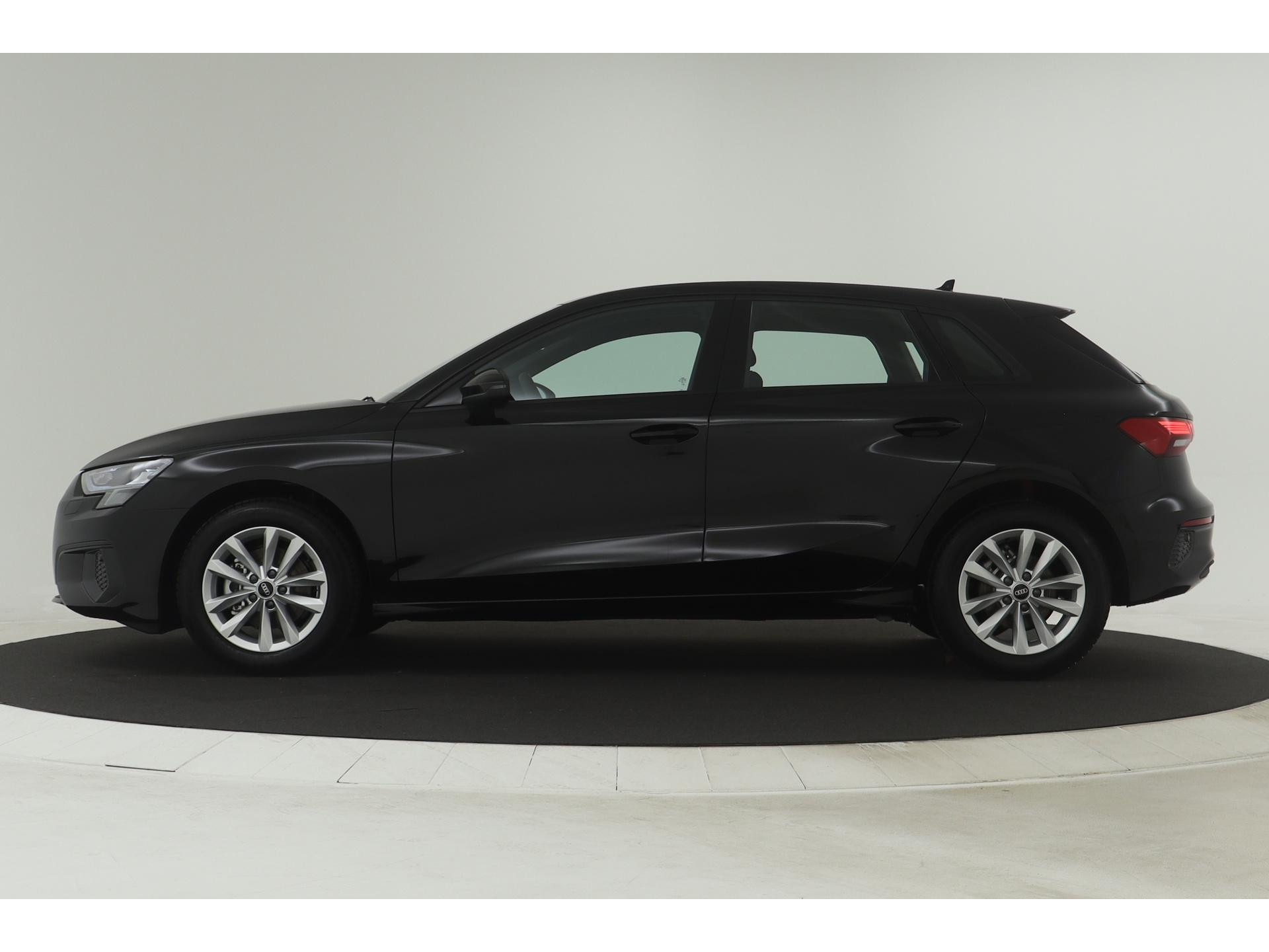 Audi - A3 Sportback 30 TFSI 110 6MT Pro Line - 2023