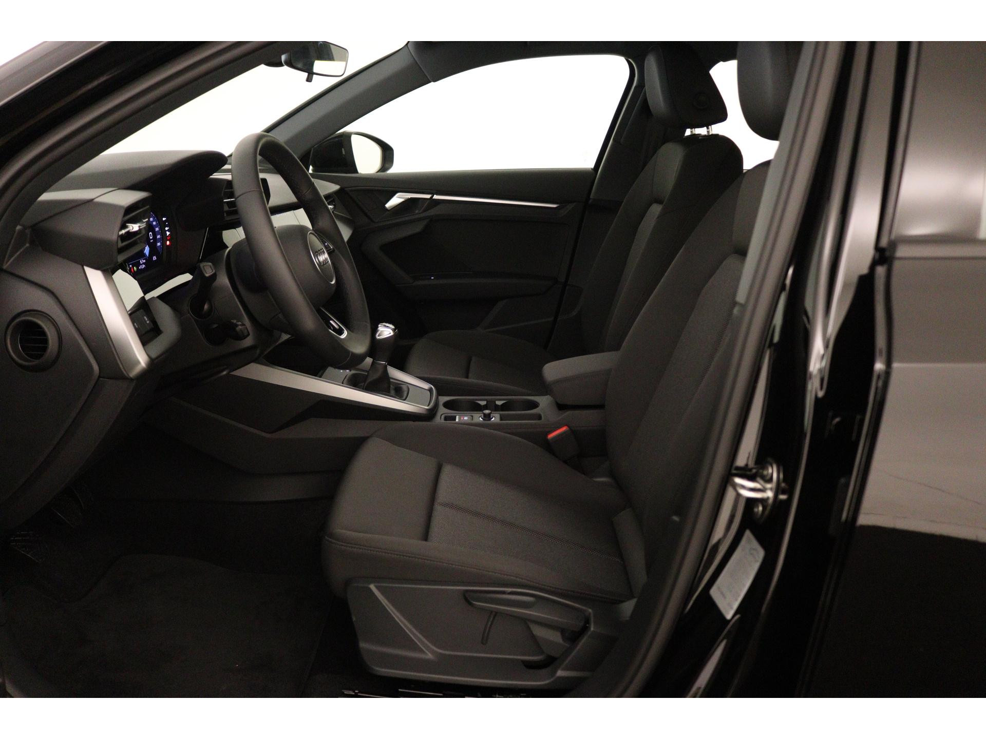 Audi - A3 Sportback 30 TFSI 110 6MT Pro Line - 2023
