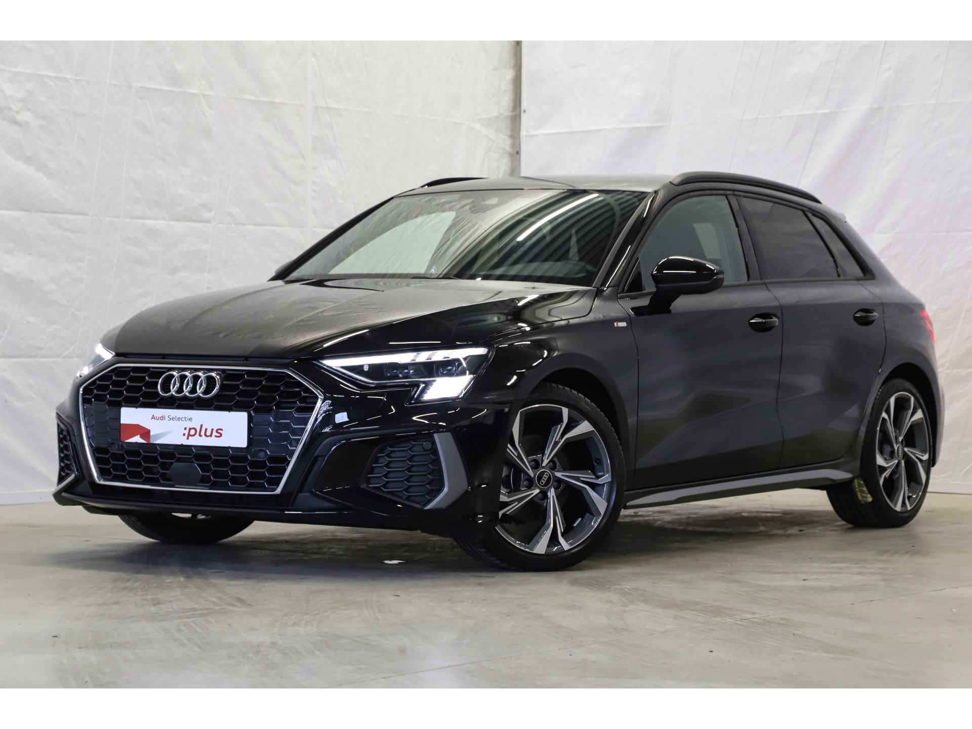 Audi - A3 Sportback 35 150pk TFSI S edition S-Line - 2022