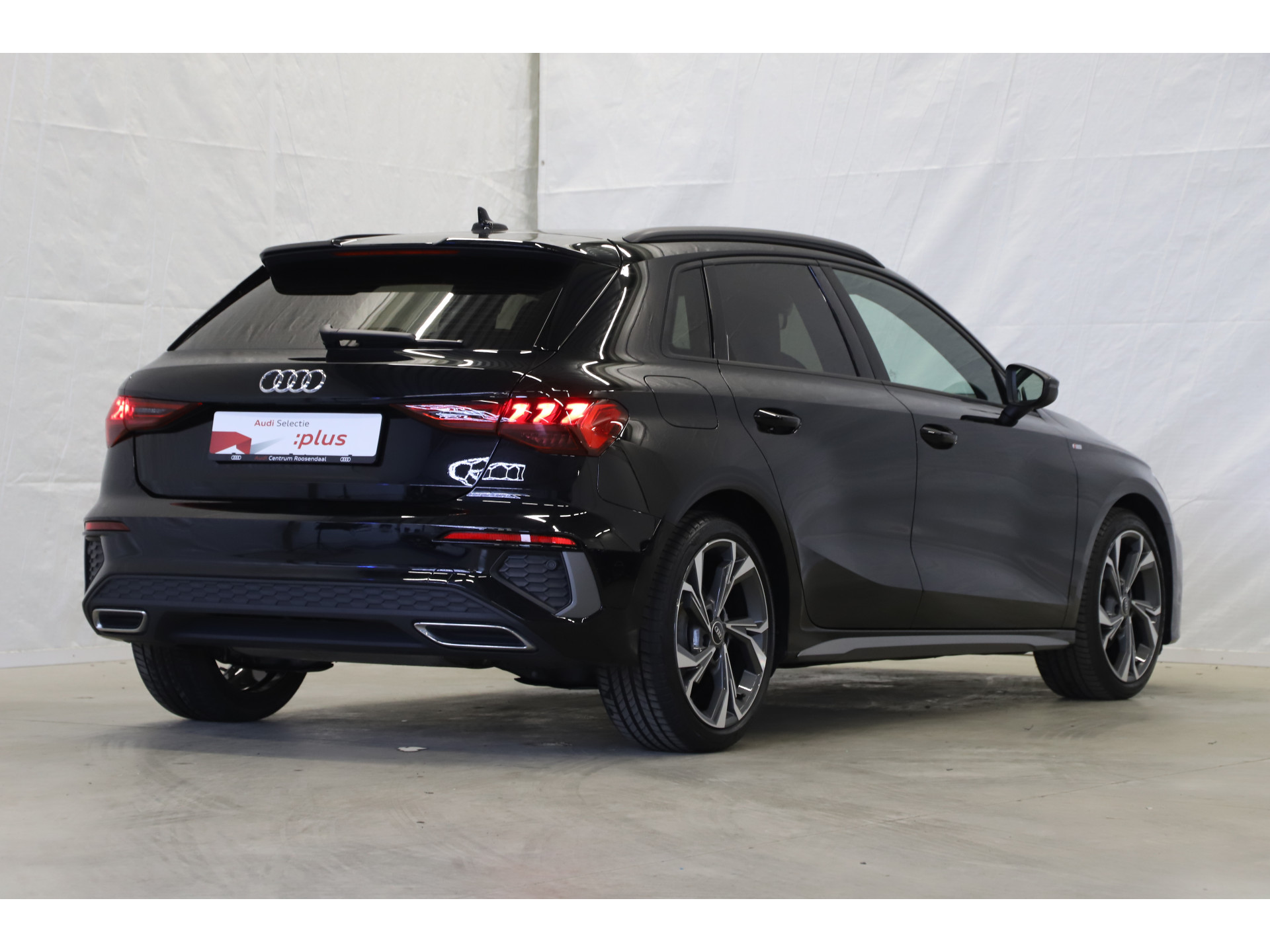 Audi - A3 Sportback 35 150pk TFSI S edition S-Line - 2022