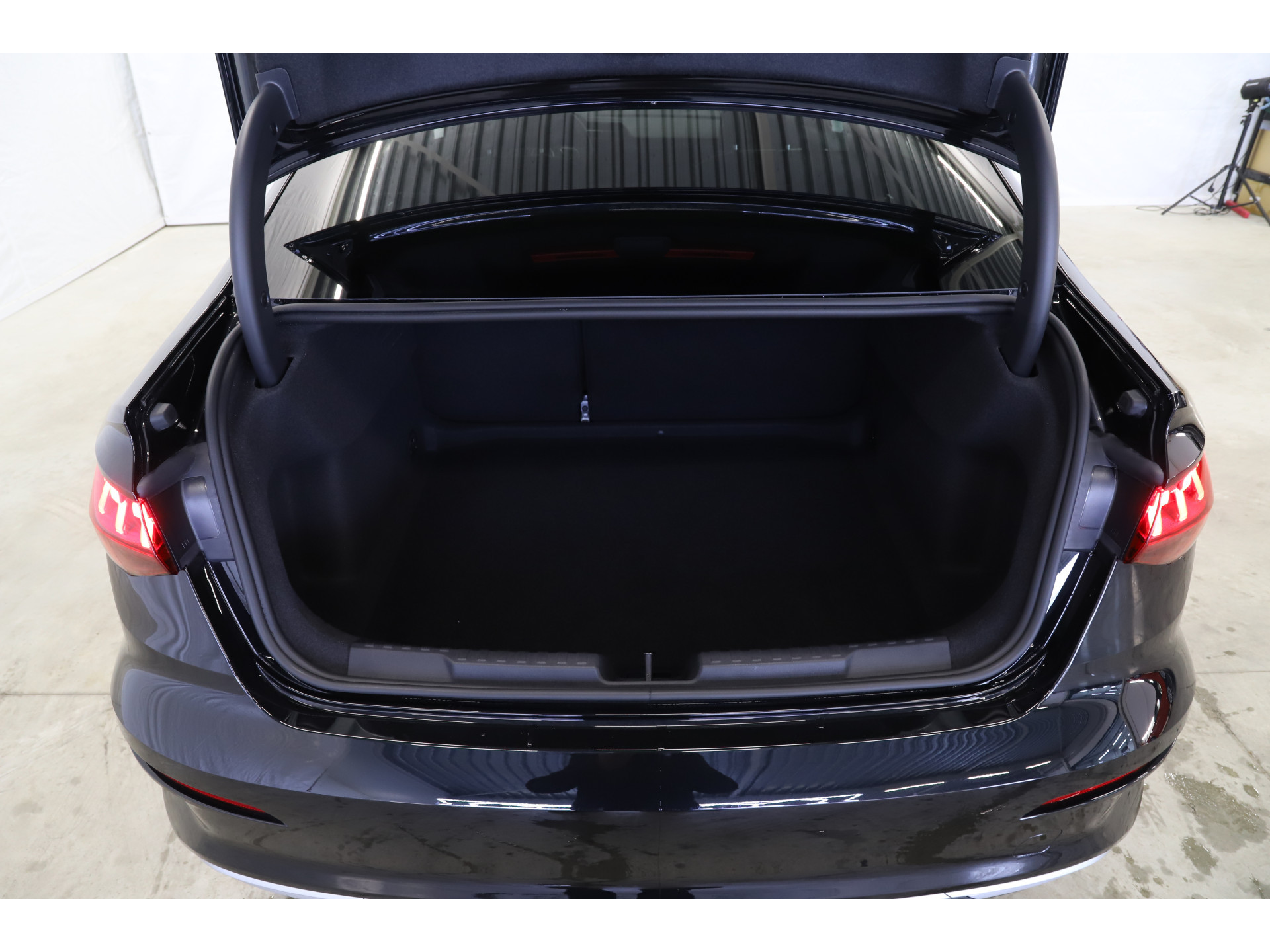 Audi - A3 Limousine 30 TFSI 81 kW / 110 pk S-Tronic Advanced edition - 2022
