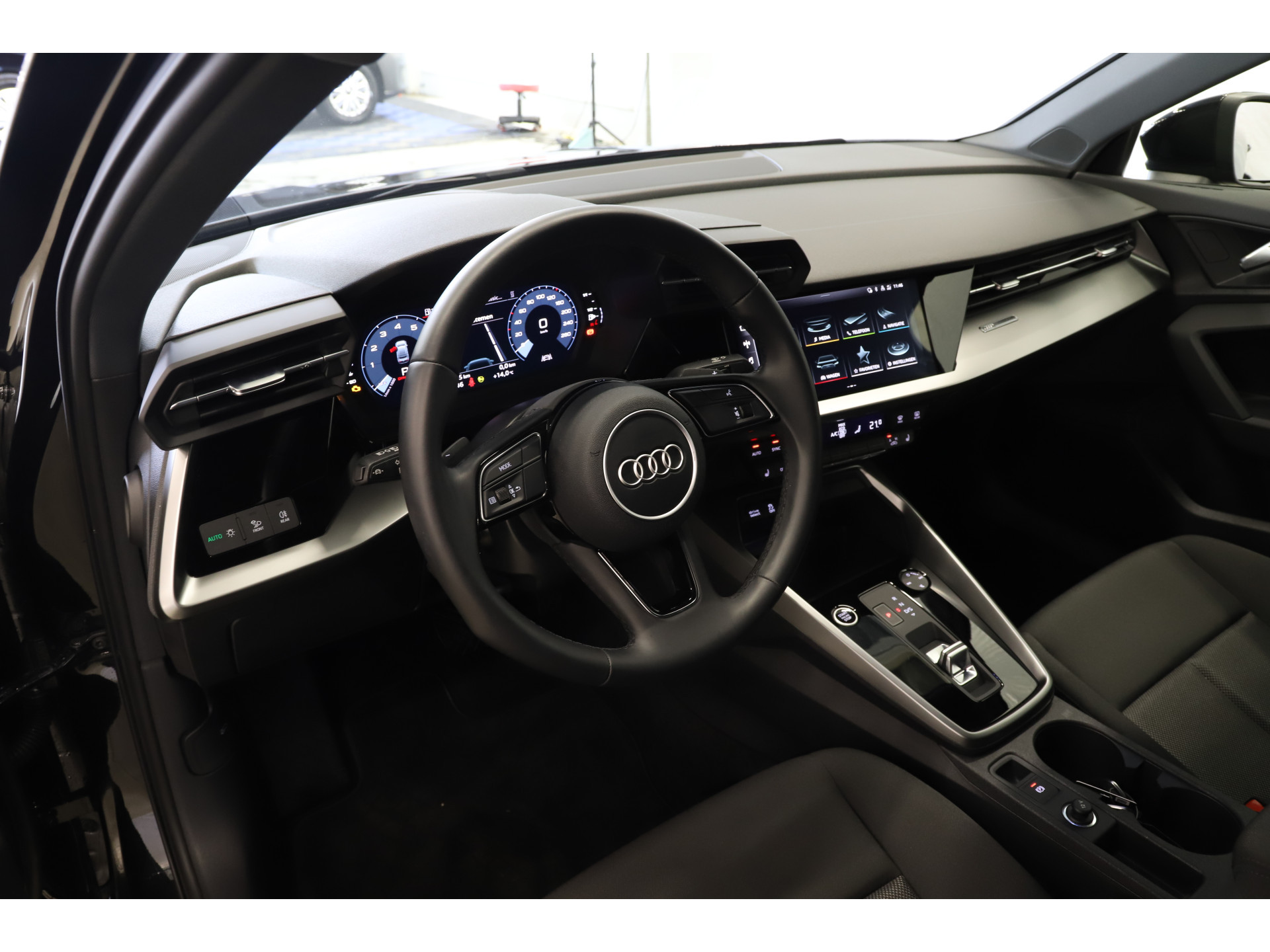 Audi - A3 Limousine 30 TFSI 81 kW / 110 pk S-Tronic Advanced edition - 2022