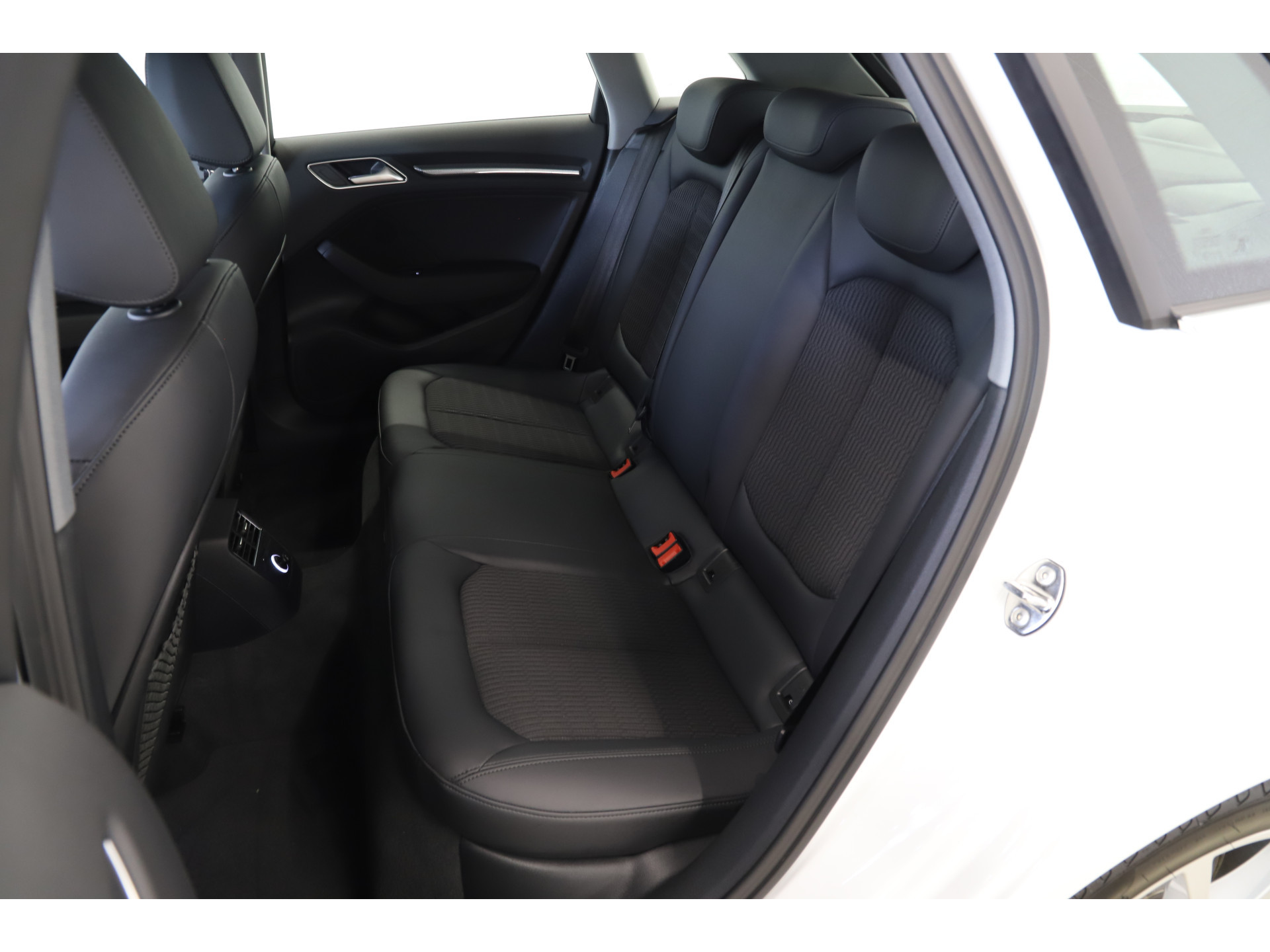 Audi - A3 Sportback 40 e-tron Advance Sport 204 pk - 2020