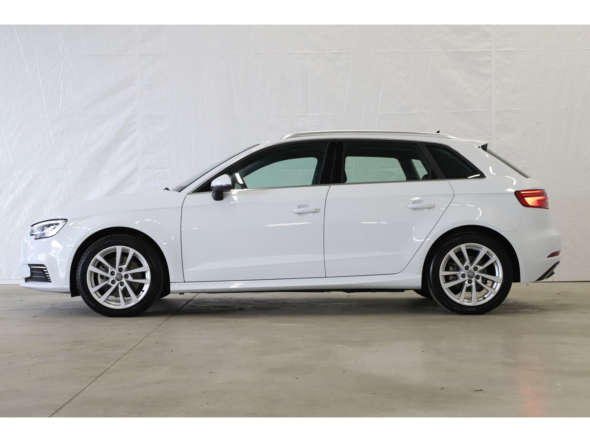 Audi - A3 Sportback 40 e-tron Advance Sport 204 pk - 2020
