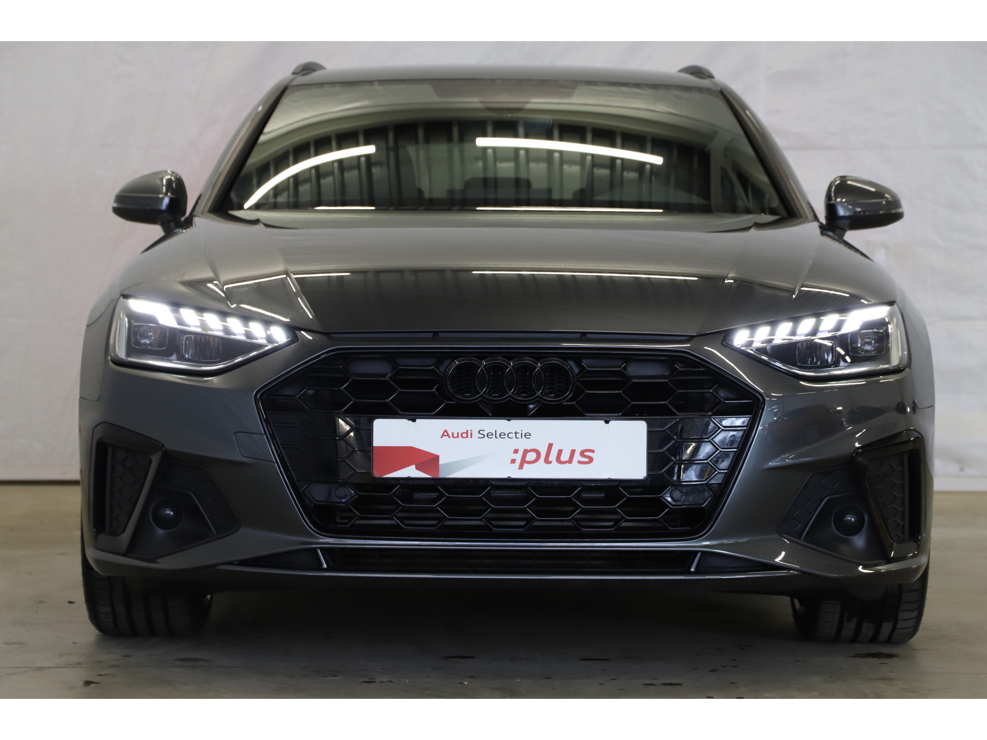 Audi - A4 Avant 35 TFSI S-Line edition - 2023