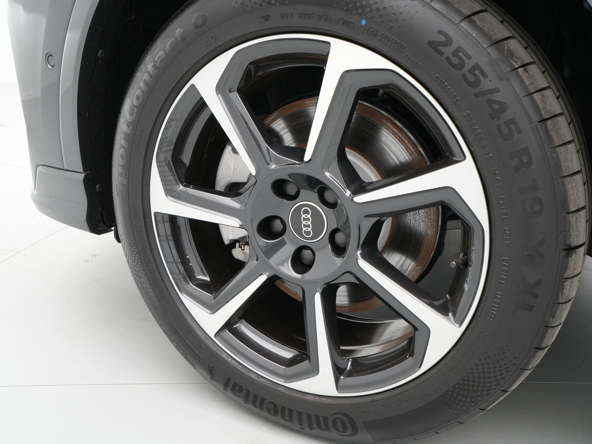 Audi - Q3 Sportback 45 TFSI e 245 S tronic S edition - 2025