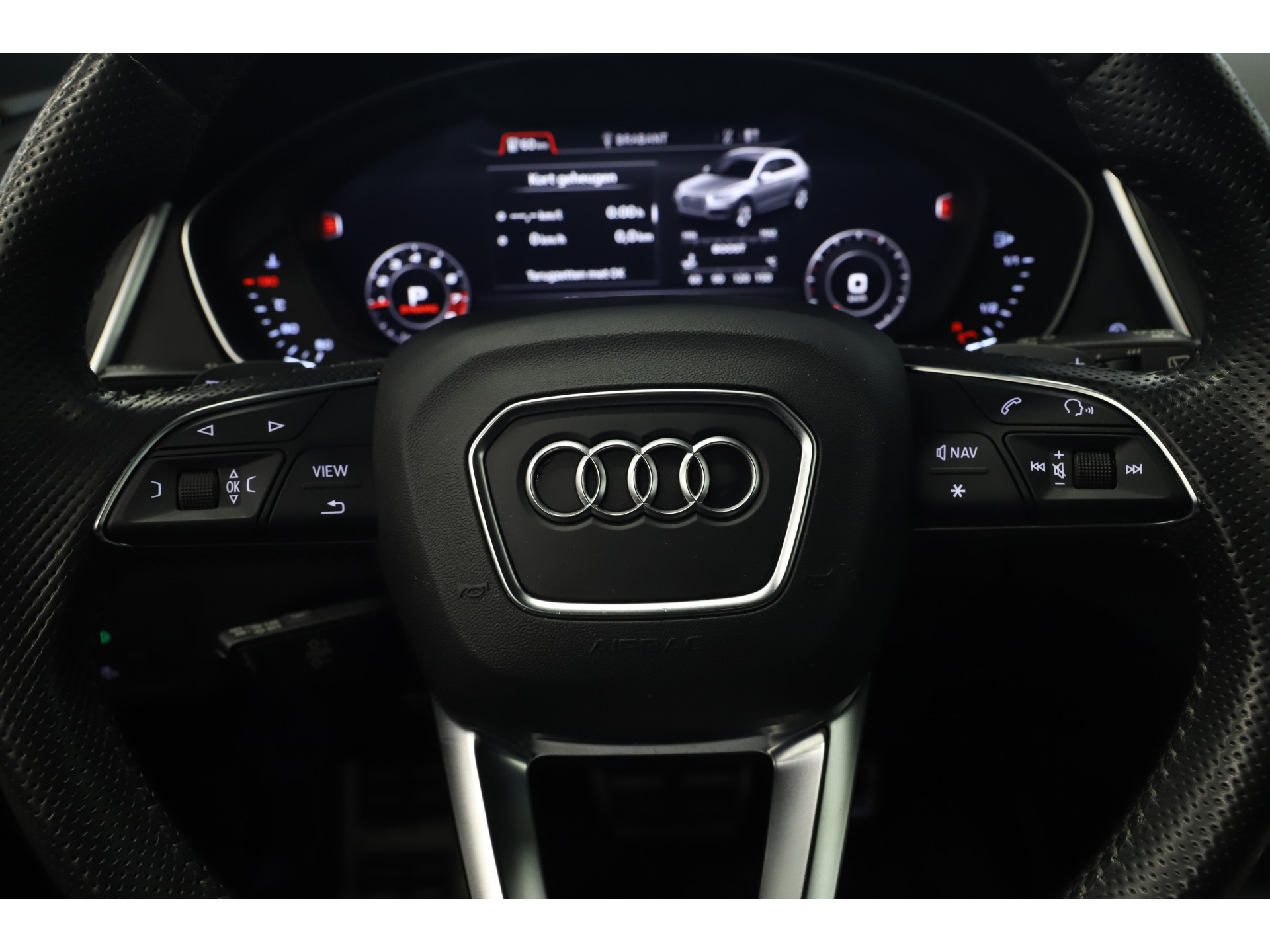 Audi - Q5 2.0 TFSI quattro Sport S Line Edition - 2019