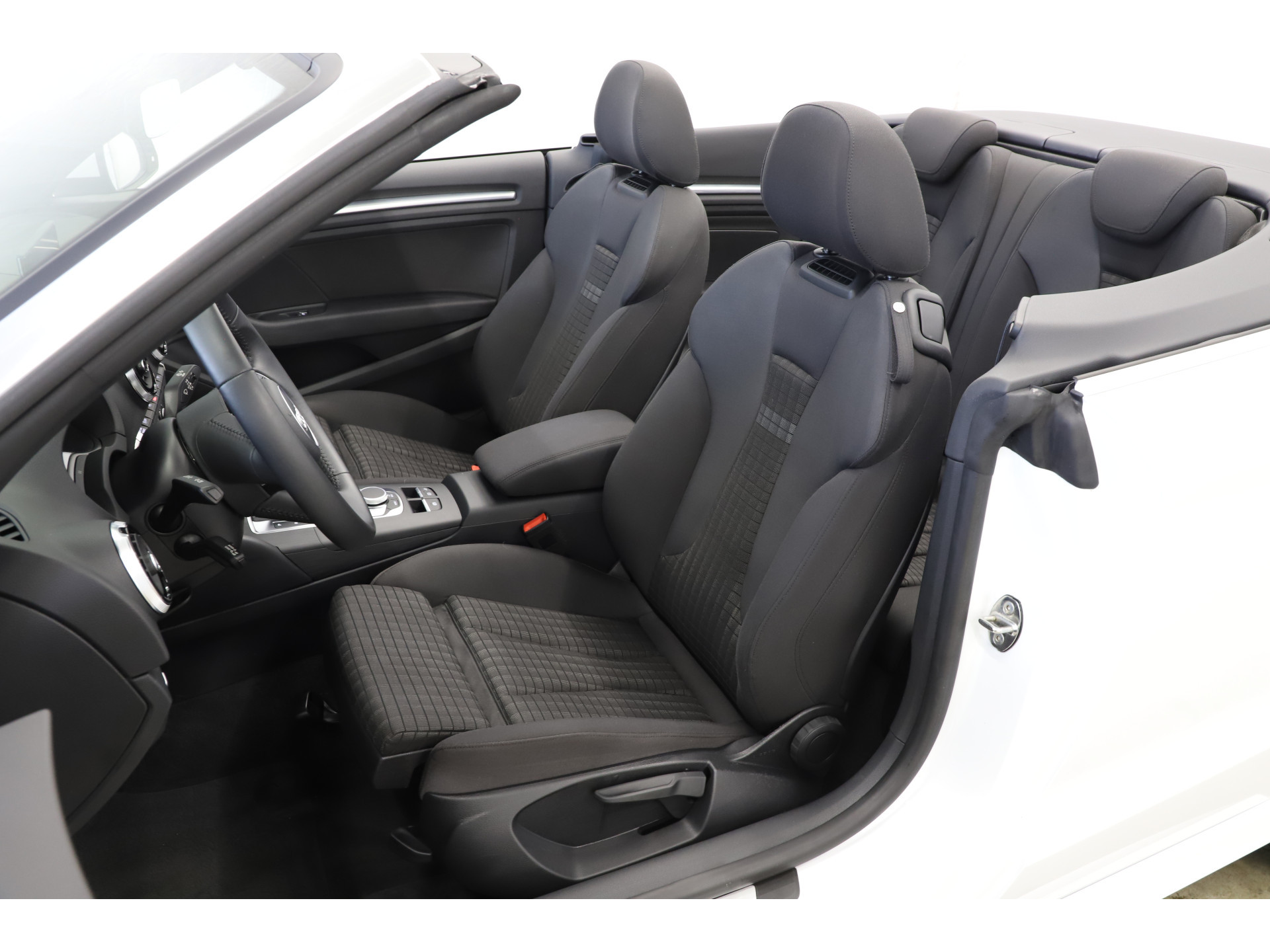 Audi - A3 Cabriolet 35 TFSI 150pk S-tronic S-line - 2020