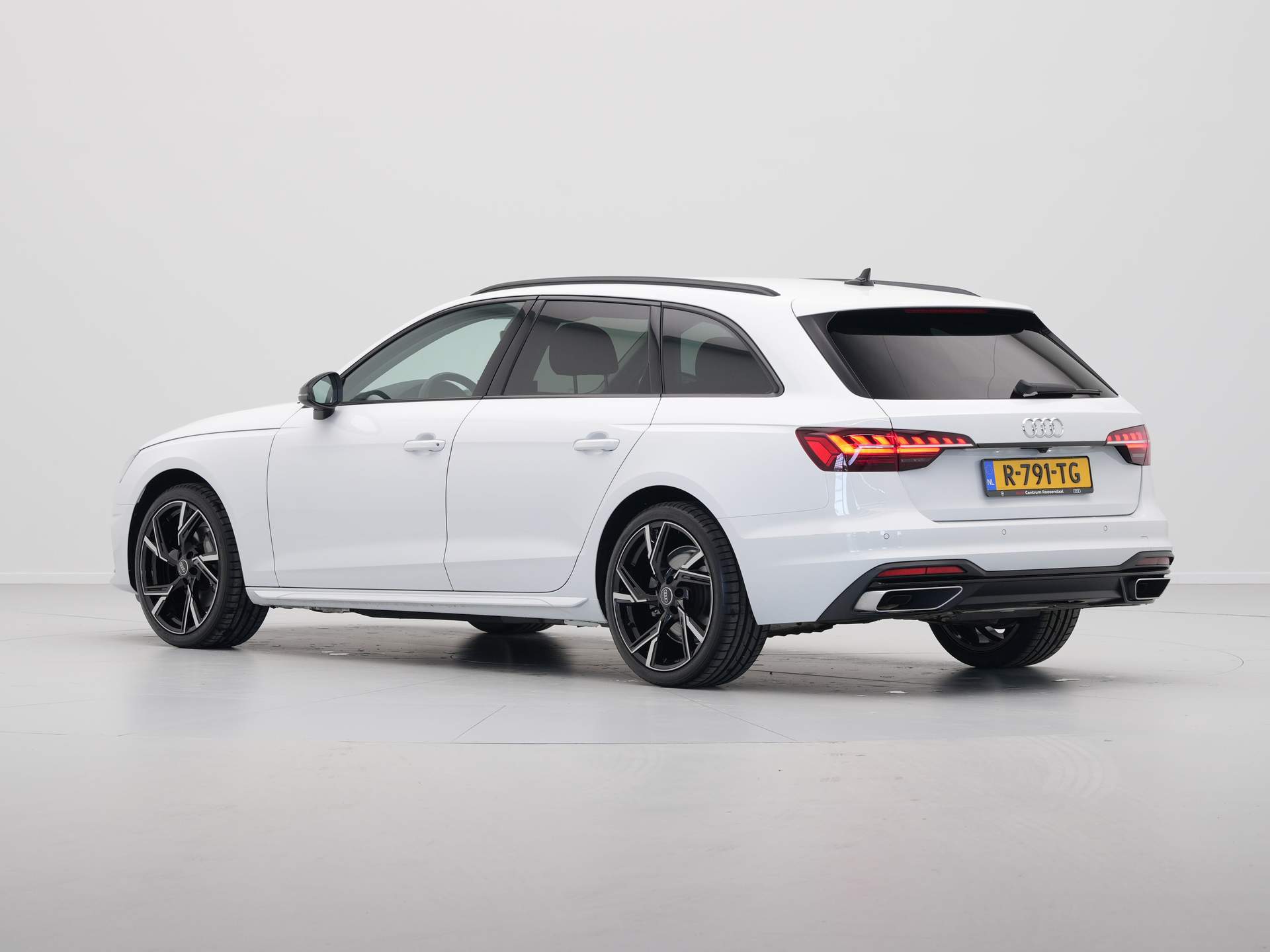 Audi - A4 Avant 40 TFSI 190pk Advanced Edition - 2022