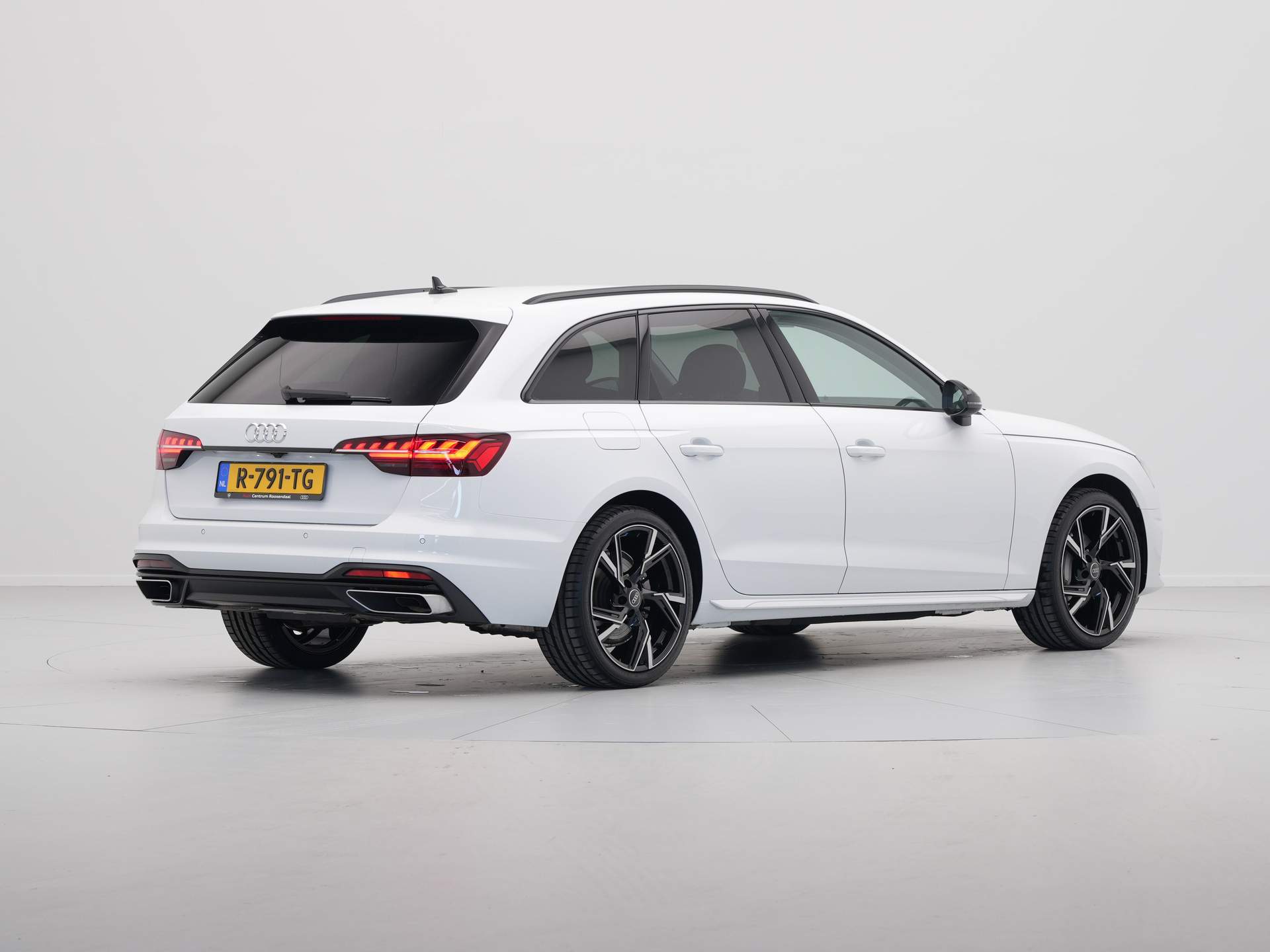 Audi - A4 Avant 40 TFSI 190pk Advanced Edition - 2022