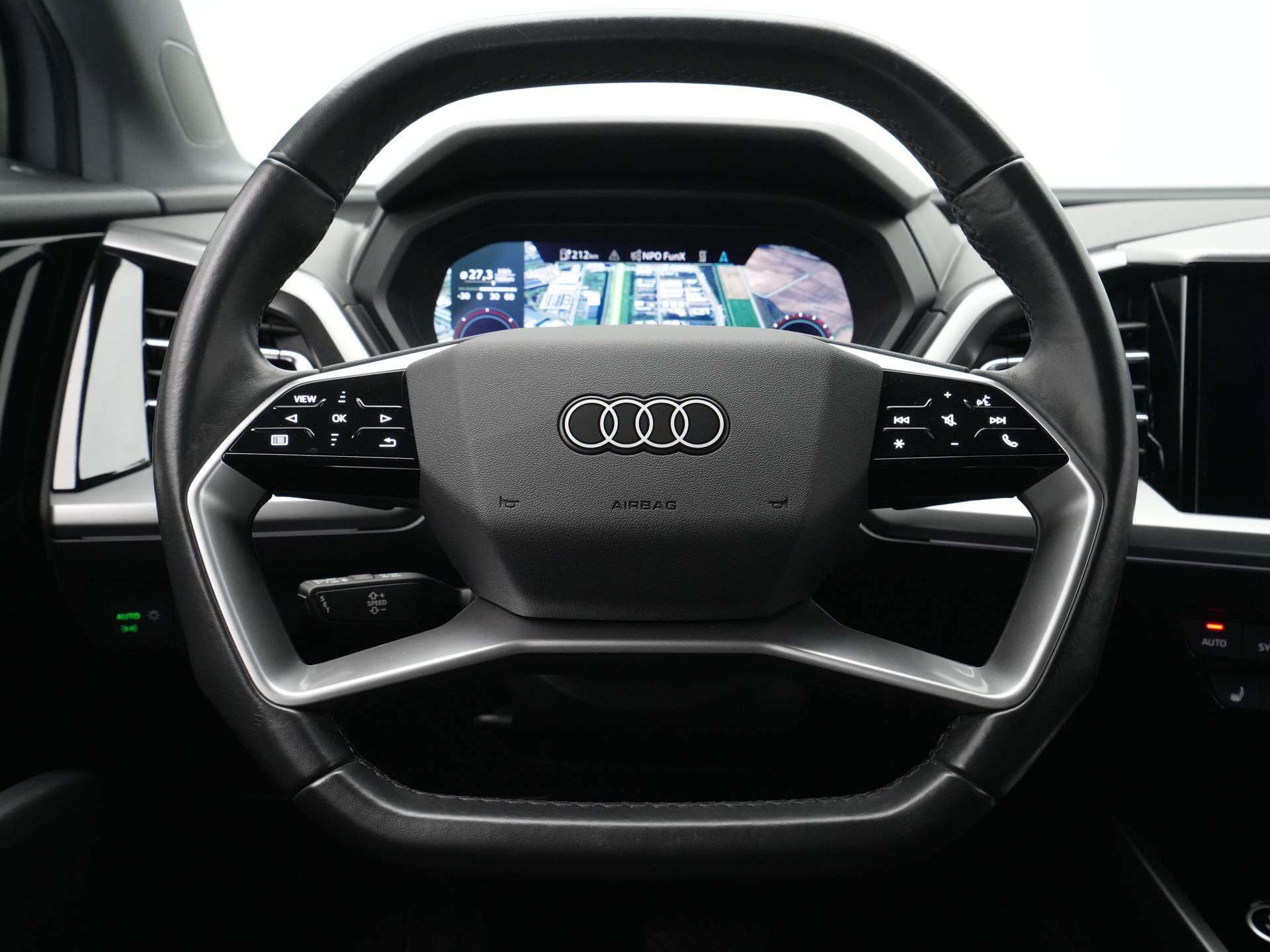 Audi - Q4 e-tron 35 Launch edition Advanced 55 kWh - 2021