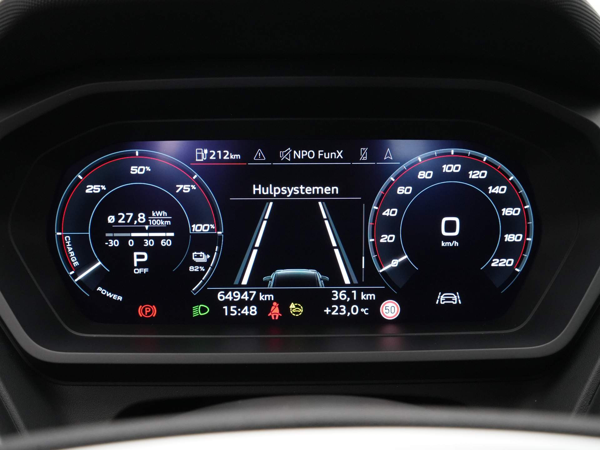 Audi - Q4 e-tron 35 Launch edition Advanced 55 kWh - 2021
