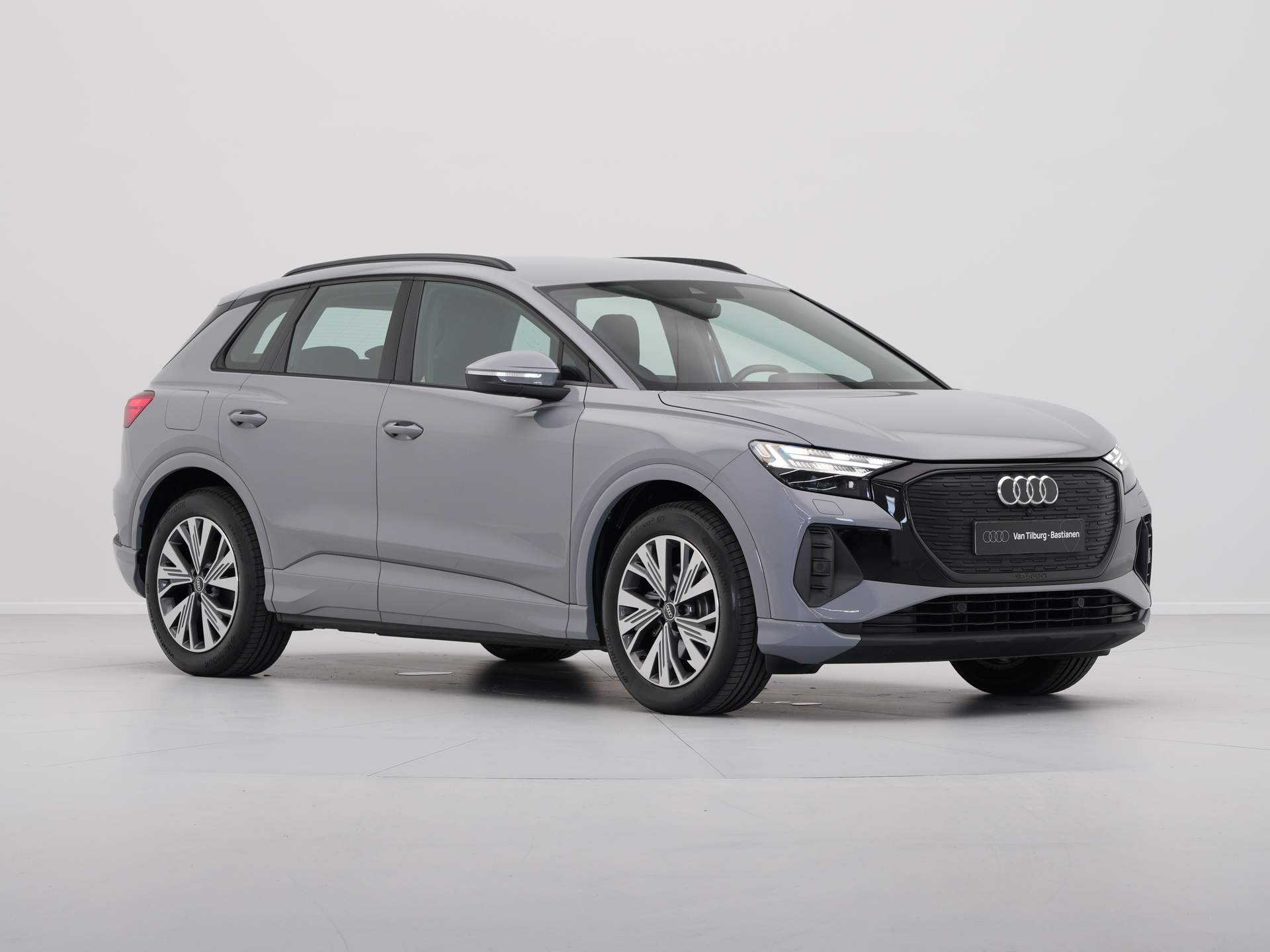 Audi - Q4 e-tron 35 Launch edition Advanced 55 kWh - 2021