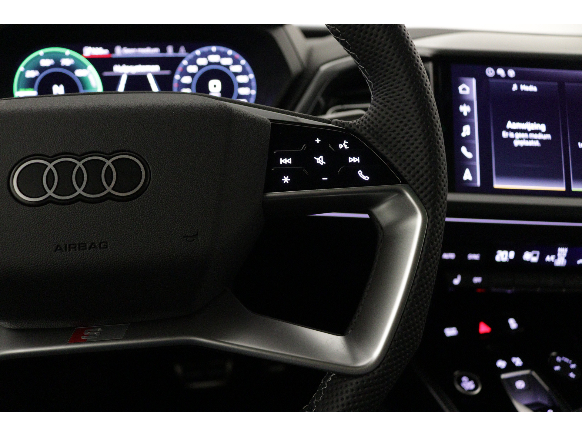 Audi - Q4 Sportback e-tron 45 S Edition 82 kWh - 2024