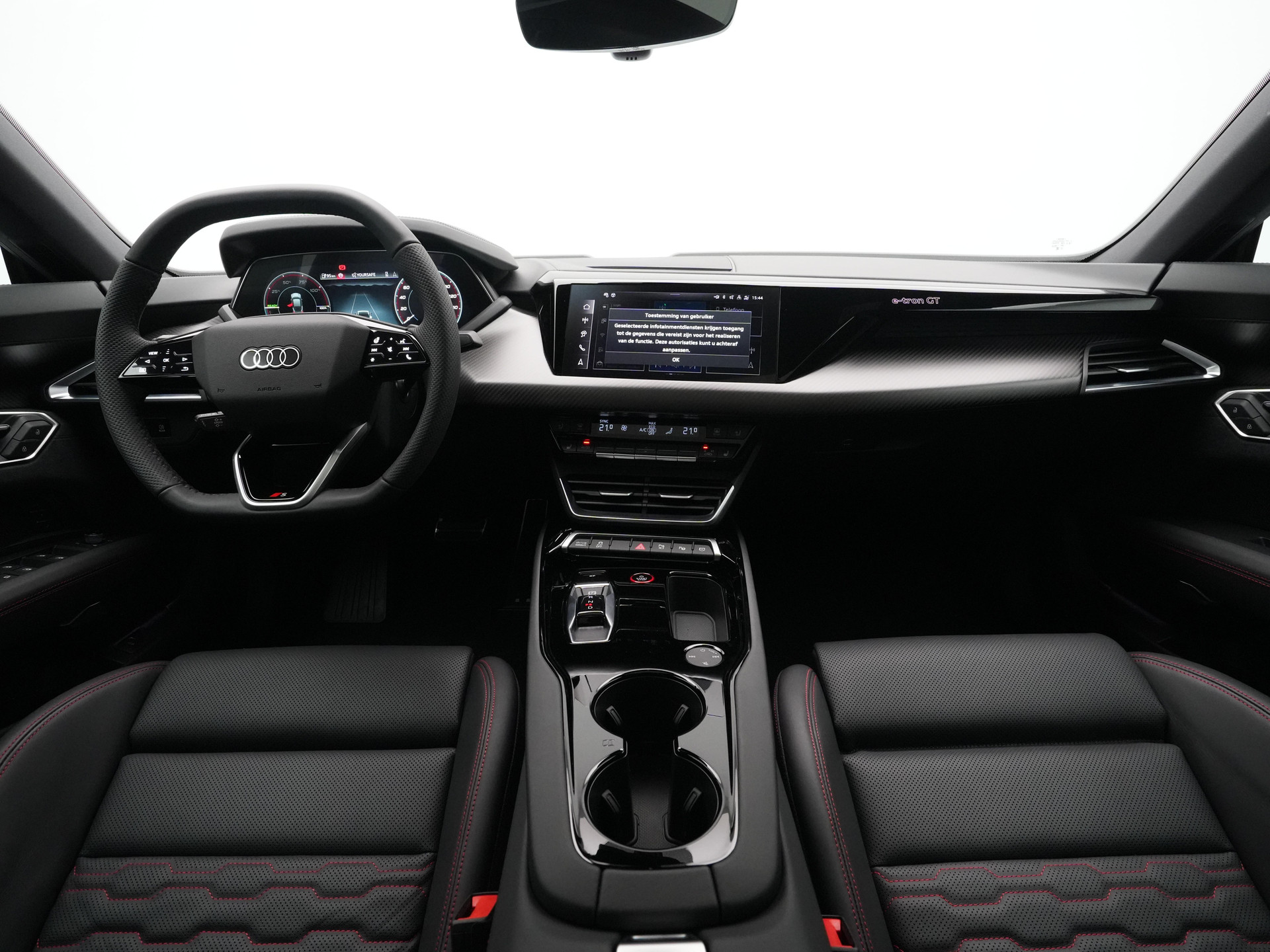 Audi - e-tron GT QUATTRO S e-tron GT 97kWh 592 2AT - 2024