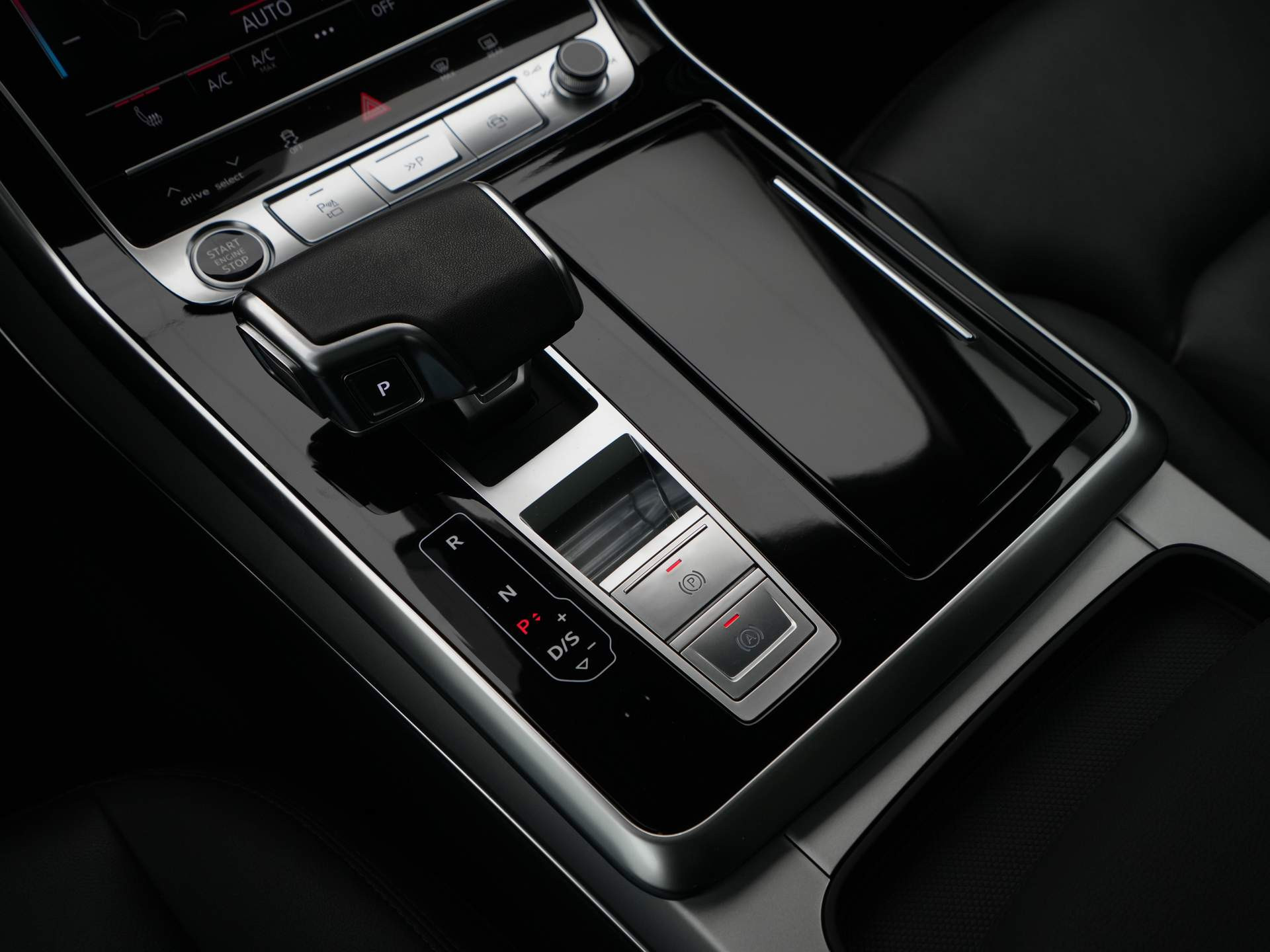 Audi - Q7 55 TFSI e quattro 381 pk S-Tronic Pro Line Plus - 2020