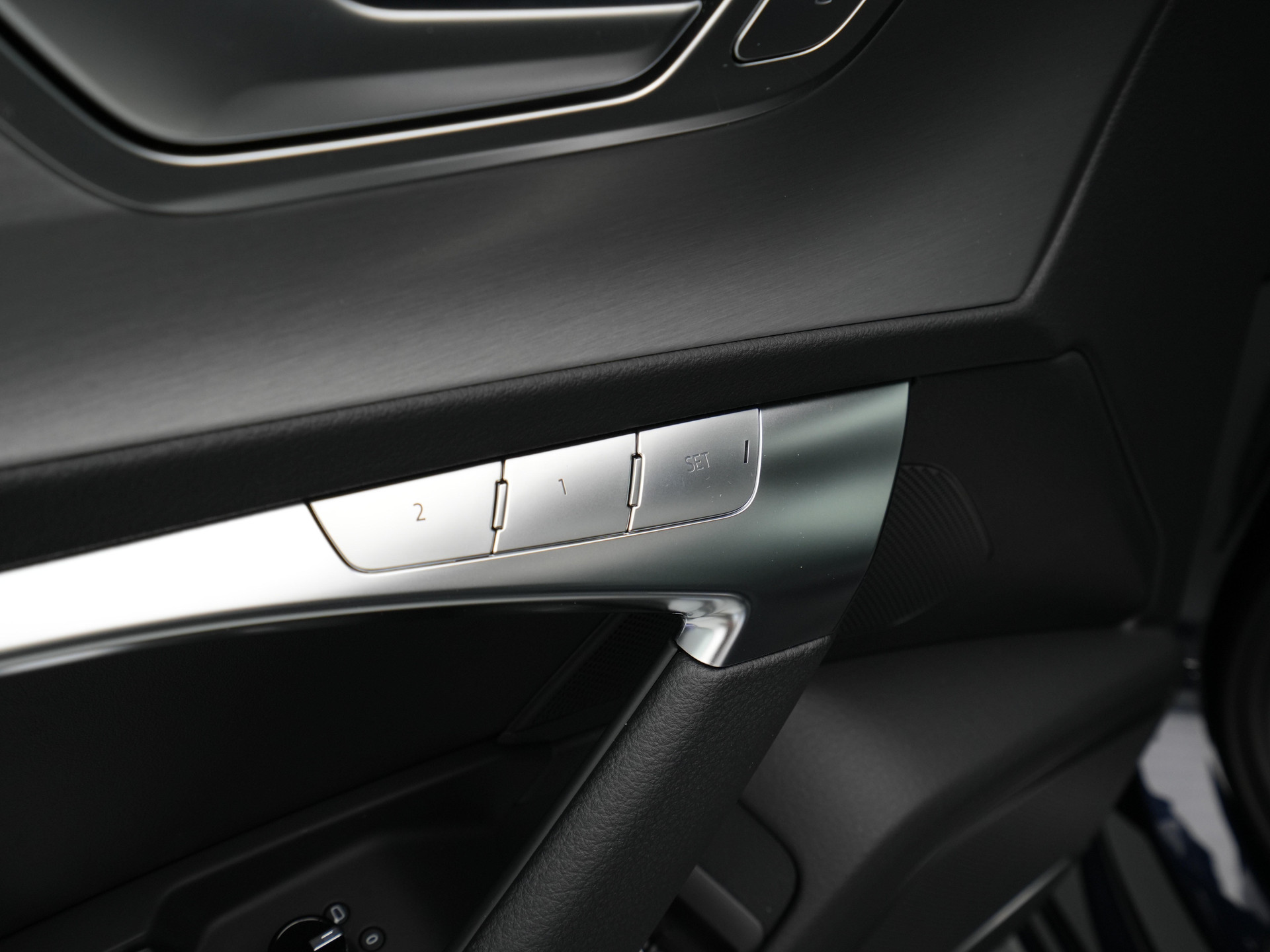 Audi - A6 Limousine 50 TFSI e quattro 299 S tronic S edition Competition - 2025