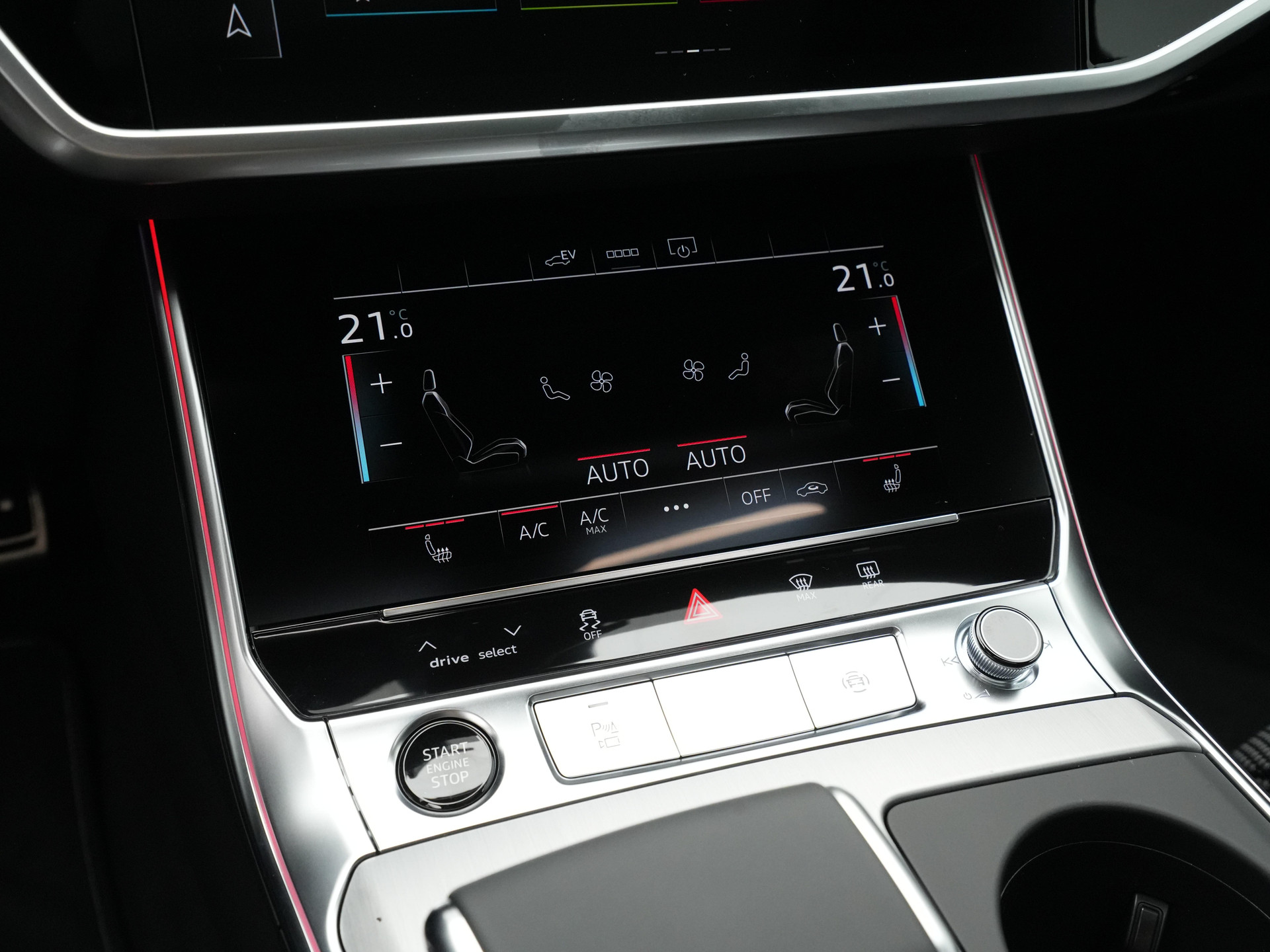 Audi - A6 Limousine 50 TFSI e quattro 299 S tronic S edition Competition - 2025