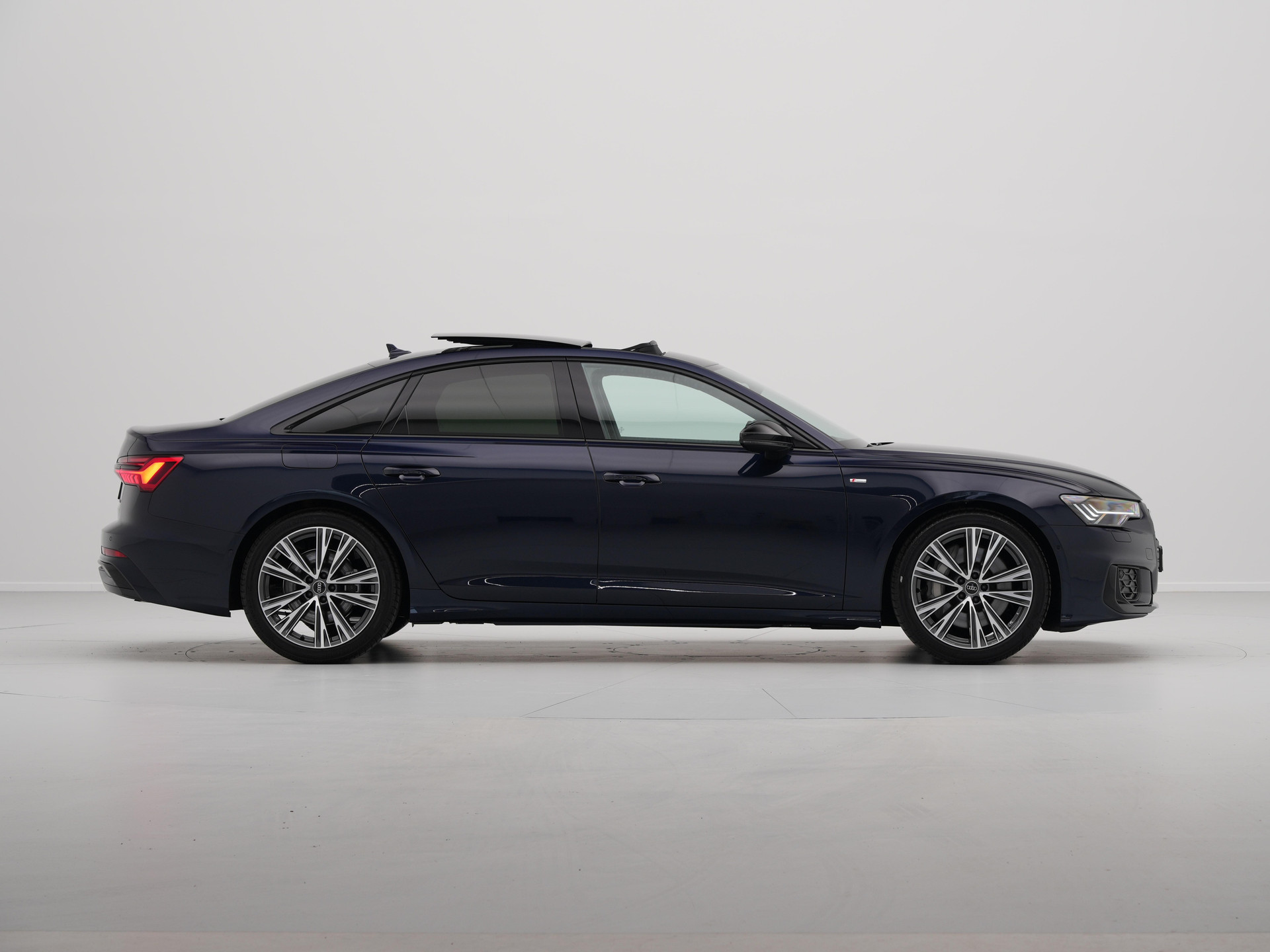 Audi - A6 Limousine 50 TFSI e quattro 299 S tronic S edition Competition - 2025