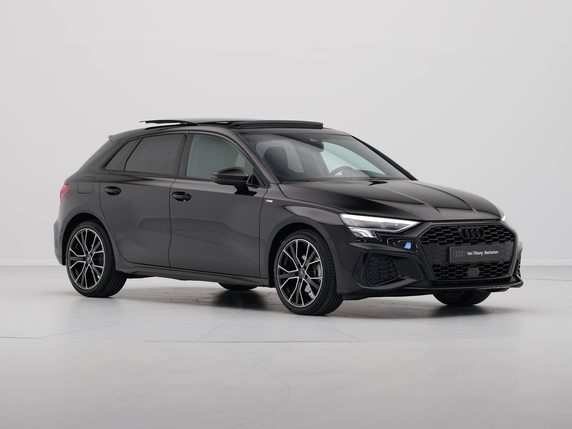Audi - A3 Sportback 30 TFSI S edition - 2024