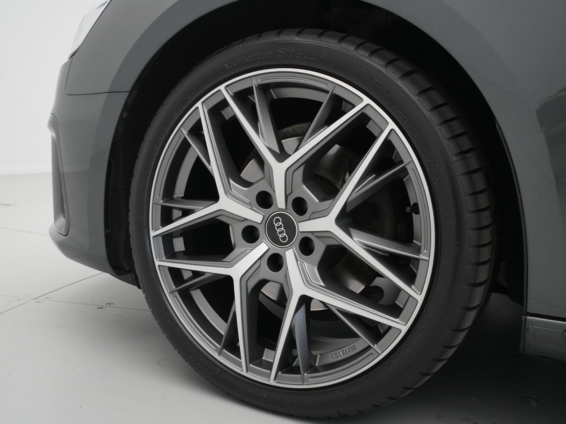 Audi - A4 Avant 35 TFSI S edition S Line - 2023