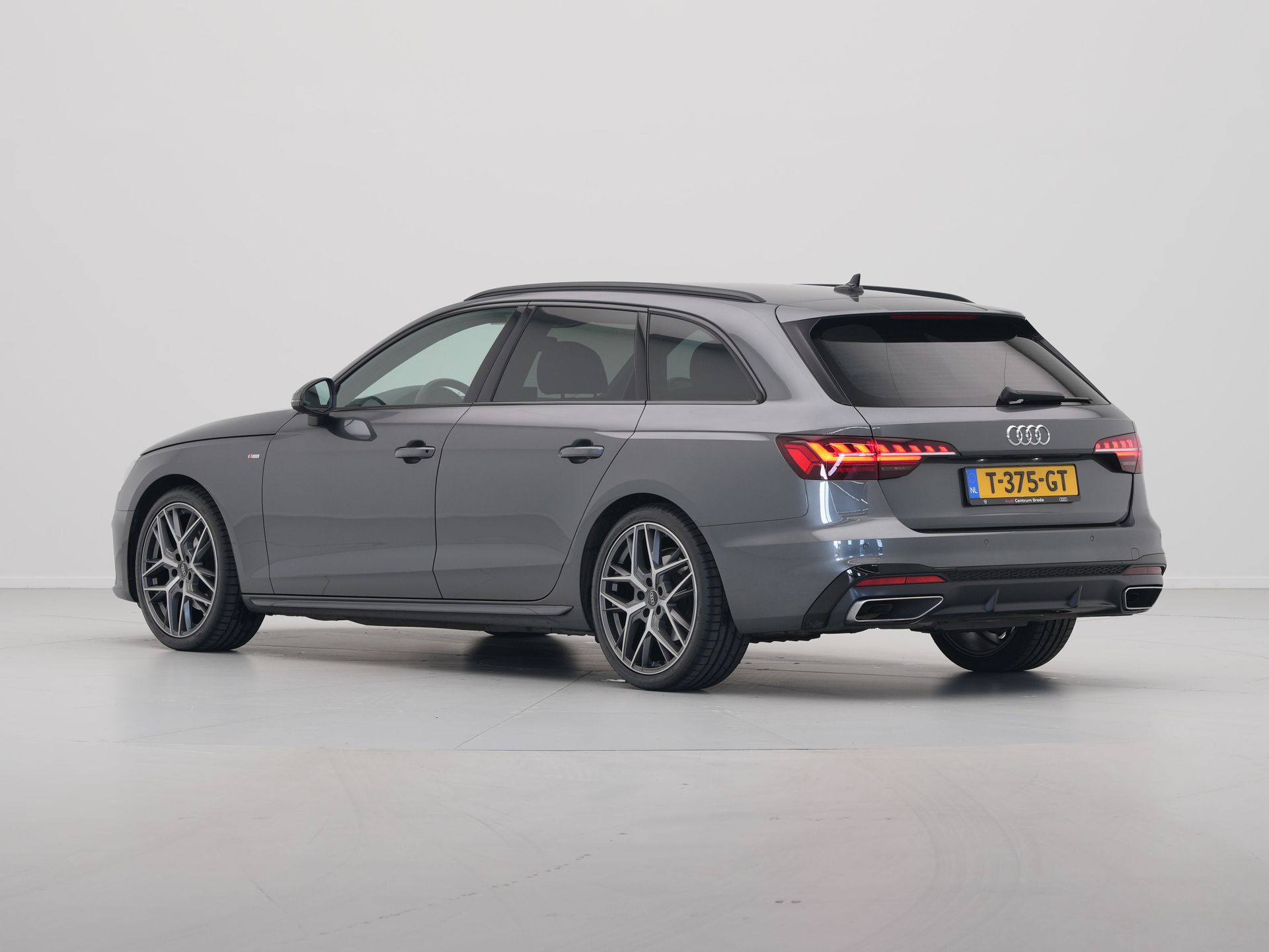 Audi - A4 Avant 35 TFSI S edition S Line - 2023