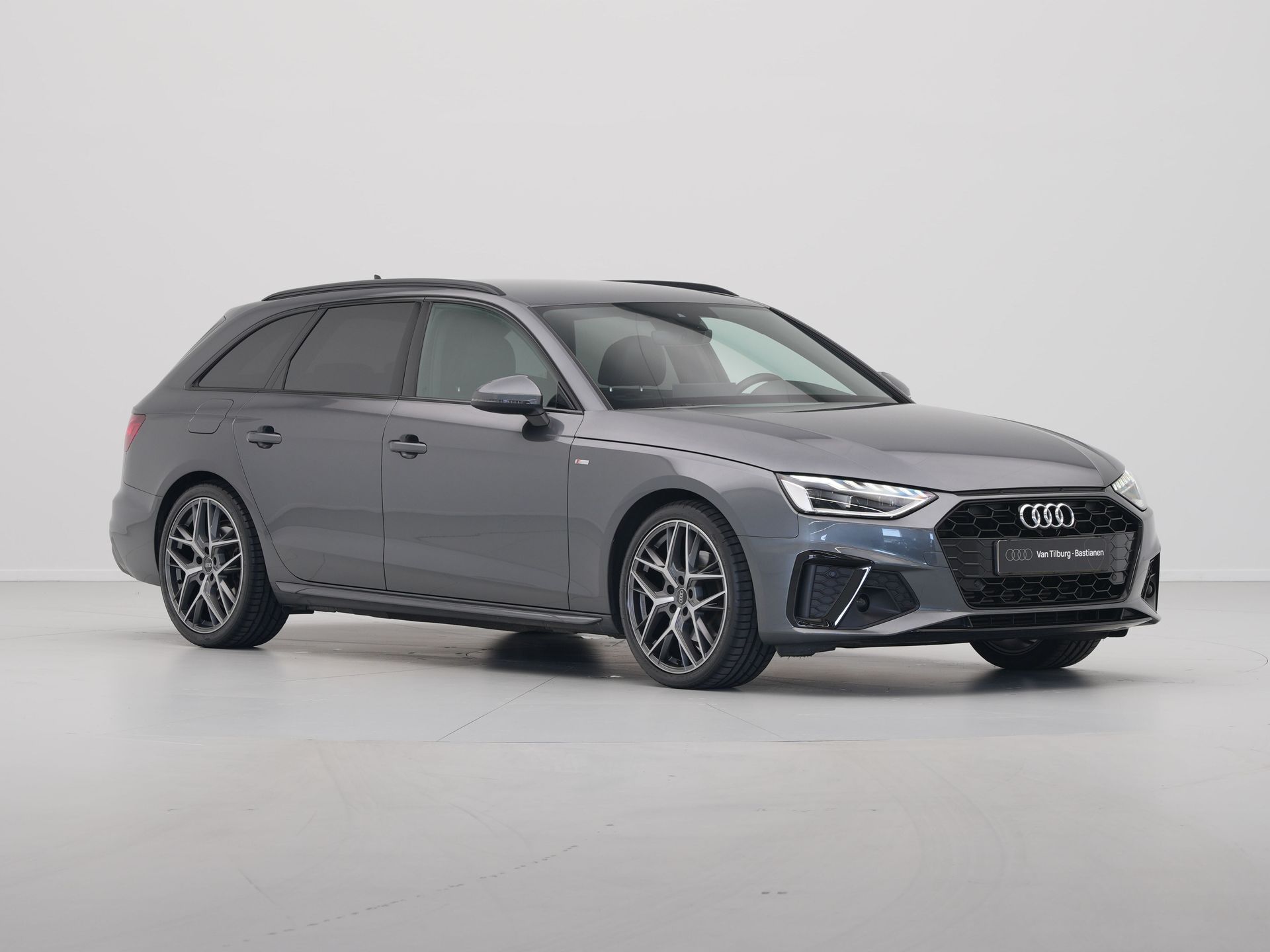 Audi - A4 Avant 35 TFSI S edition S Line - 2023
