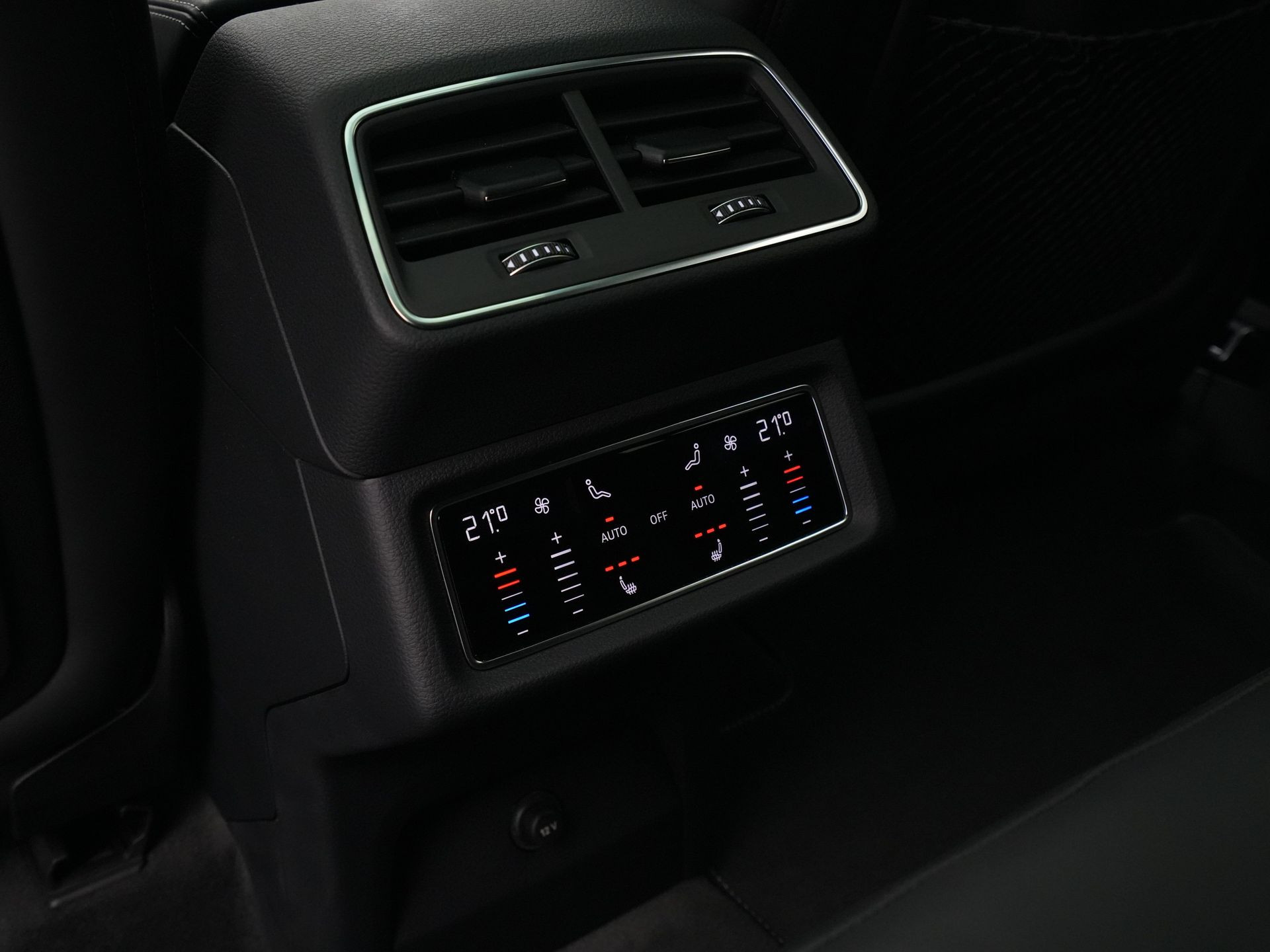 Audi - Q8 e-tron 55 300kw/408pk 114Kwh - 2024