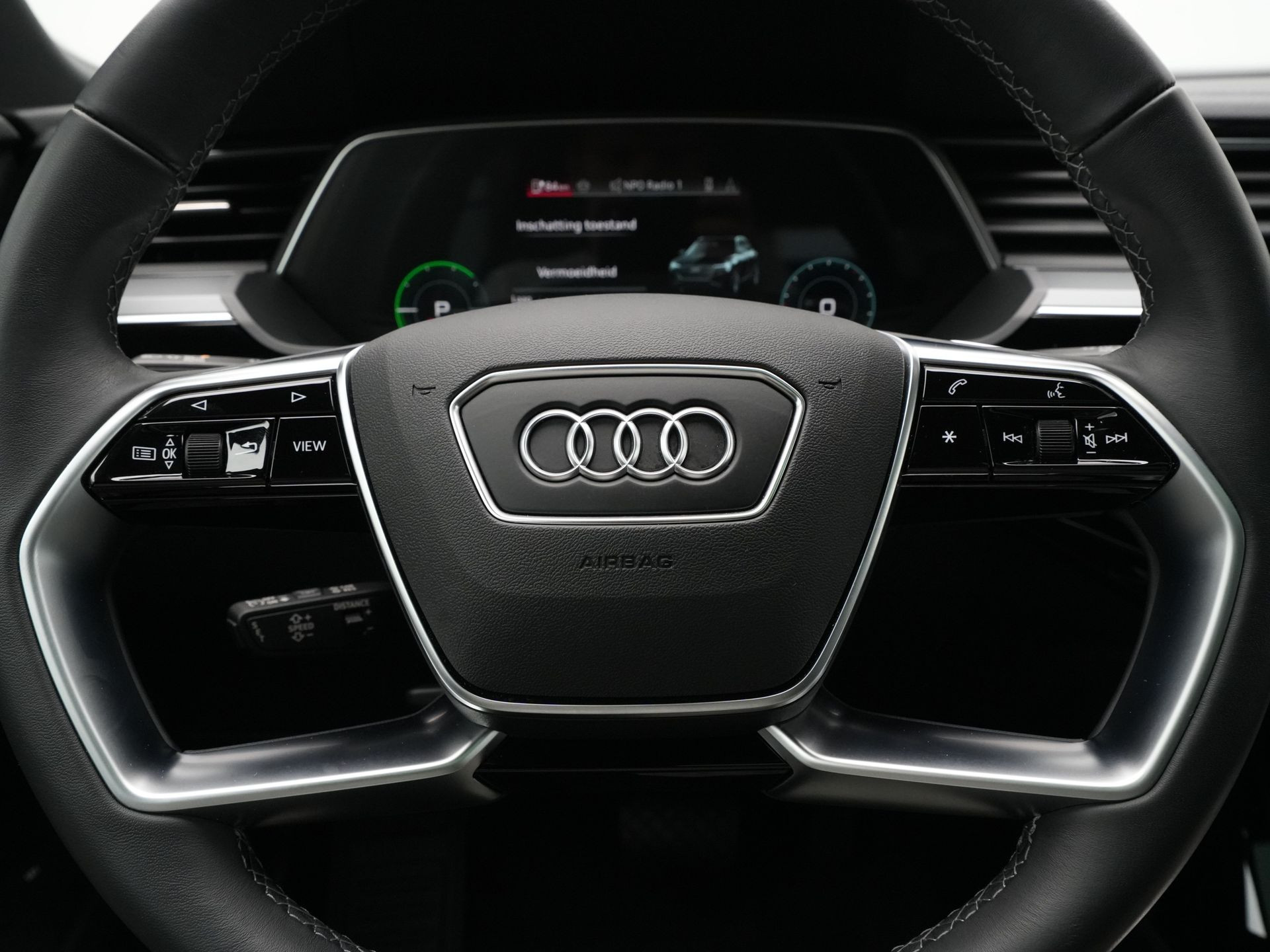 Audi - Q8 e-tron 55 300kw/408pk 114Kwh - 2024