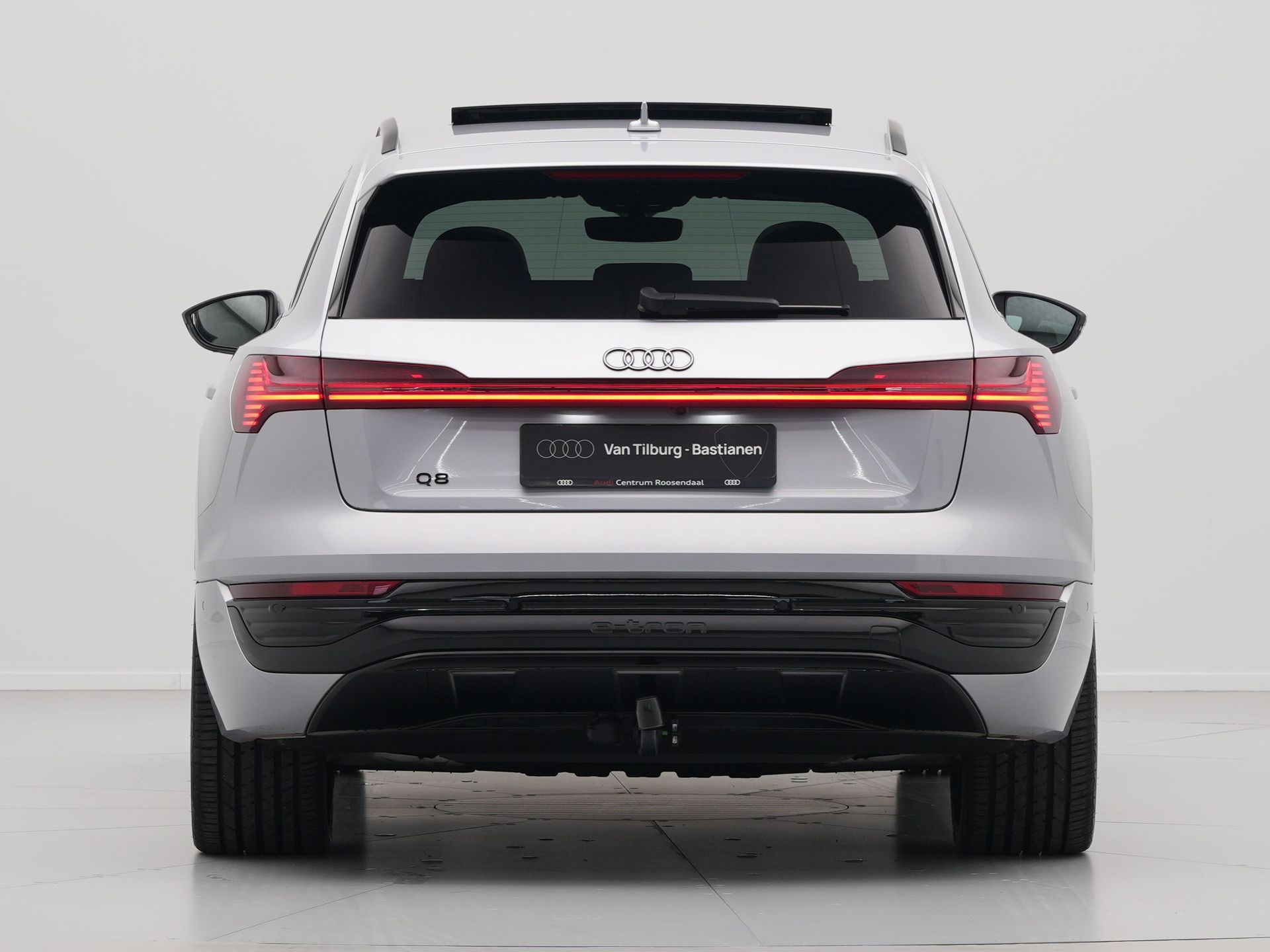Audi - Q8 e-tron 55 300kw/408pk 114Kwh - 2024