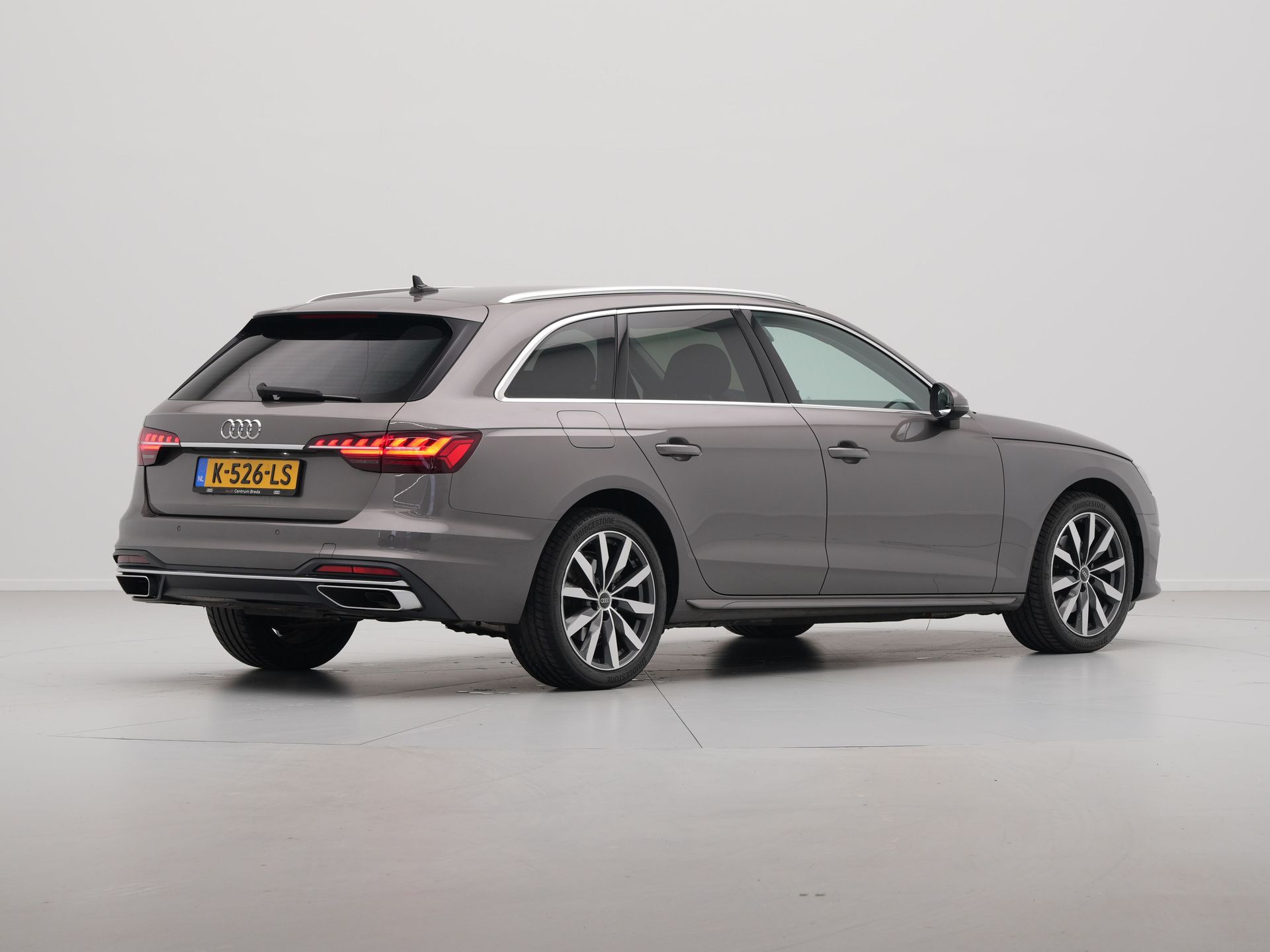 Audi - A4 Avant 35 TFSI Business Edition - 2021