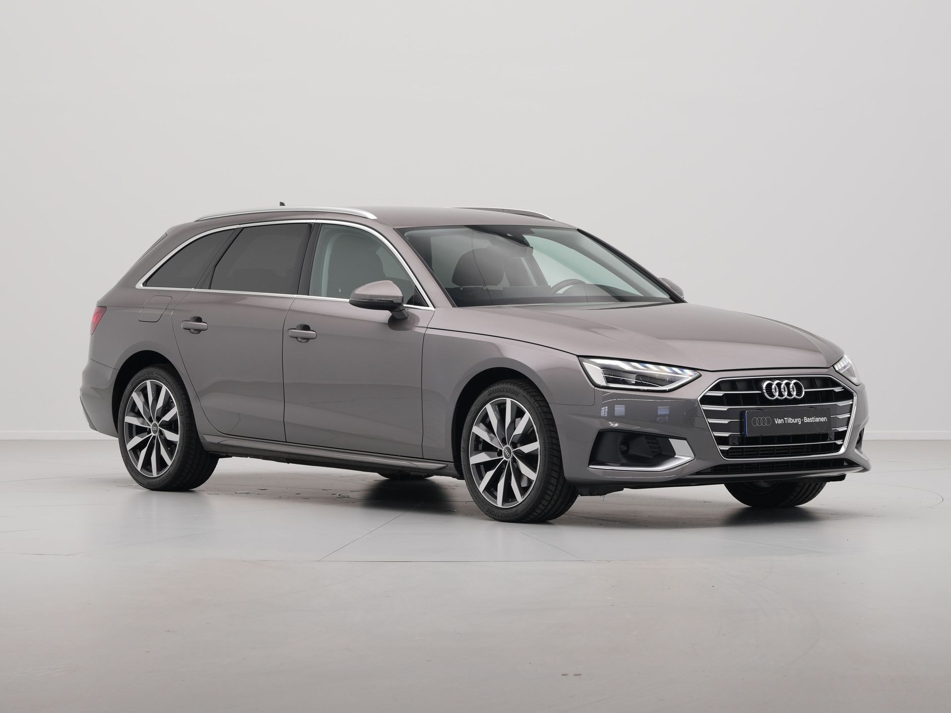 Audi - A4 Avant 35 TFSI Business Edition - 2021