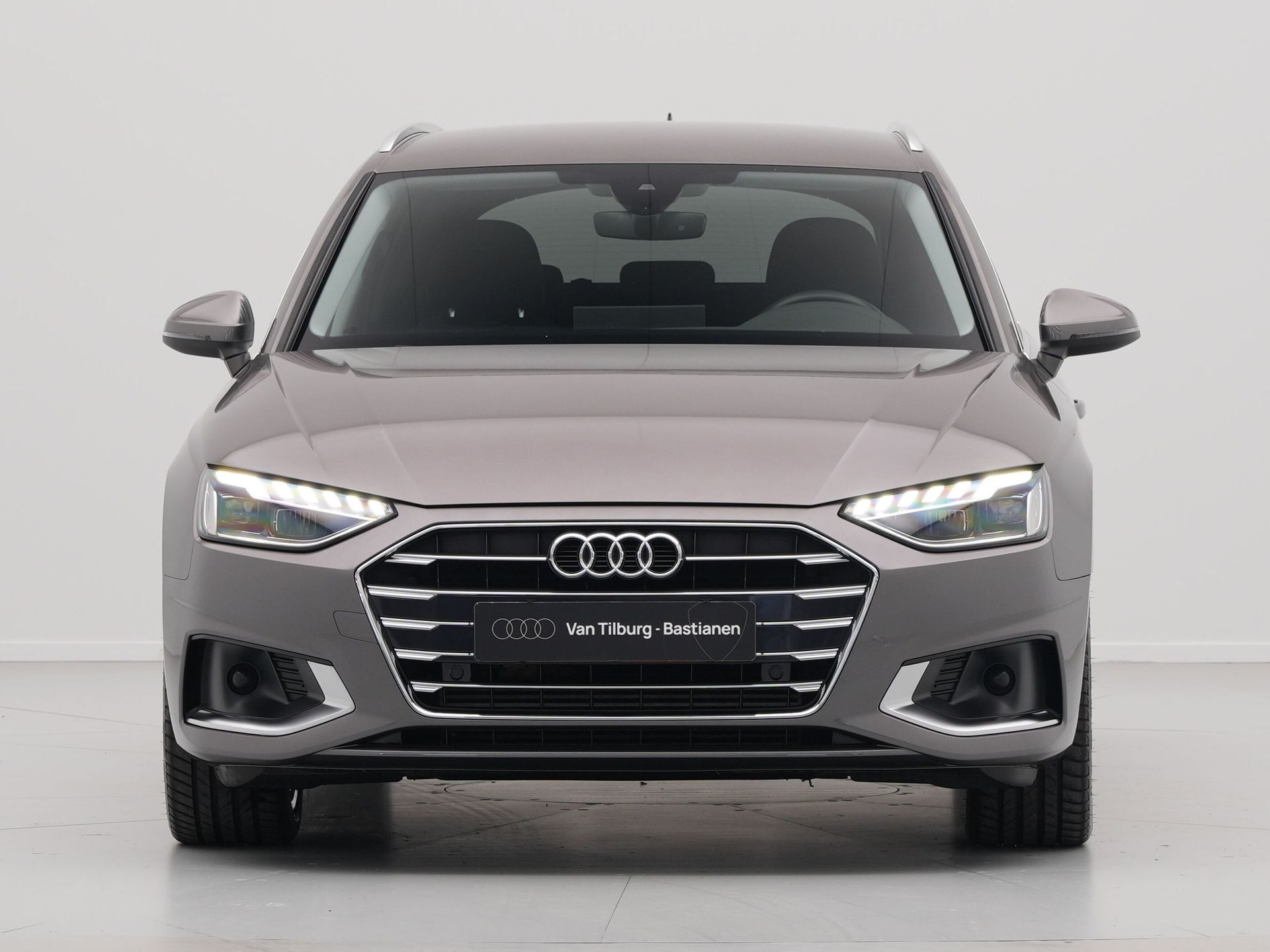 Audi - A4 Avant 35 TFSI Business Edition - 2021