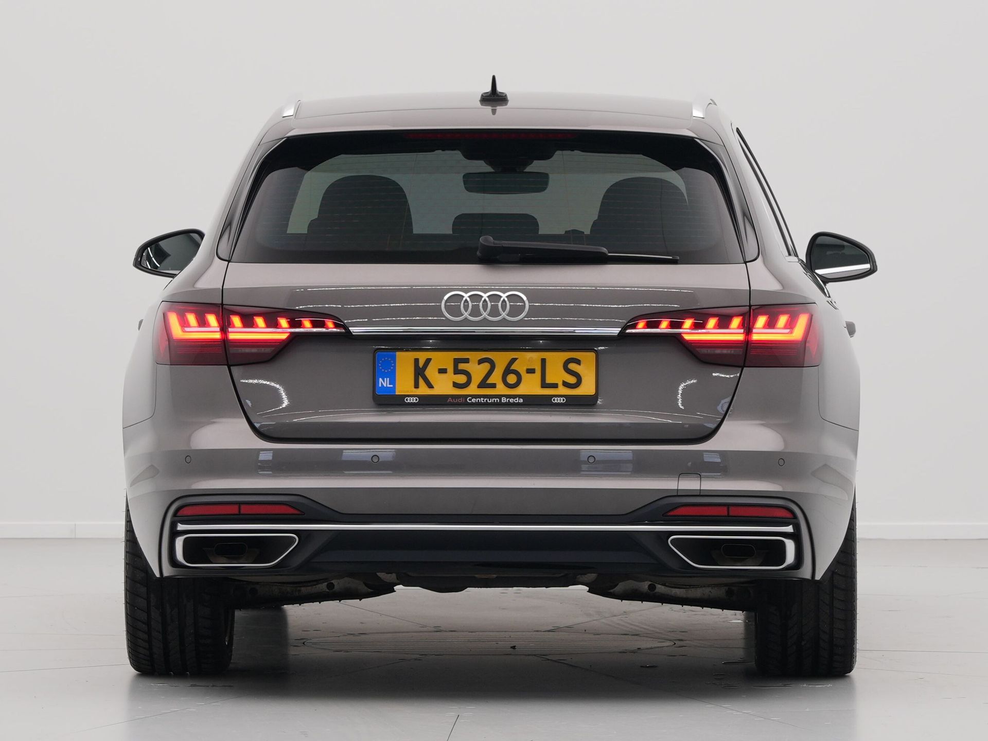 Audi - A4 Avant 35 TFSI Business Edition - 2021