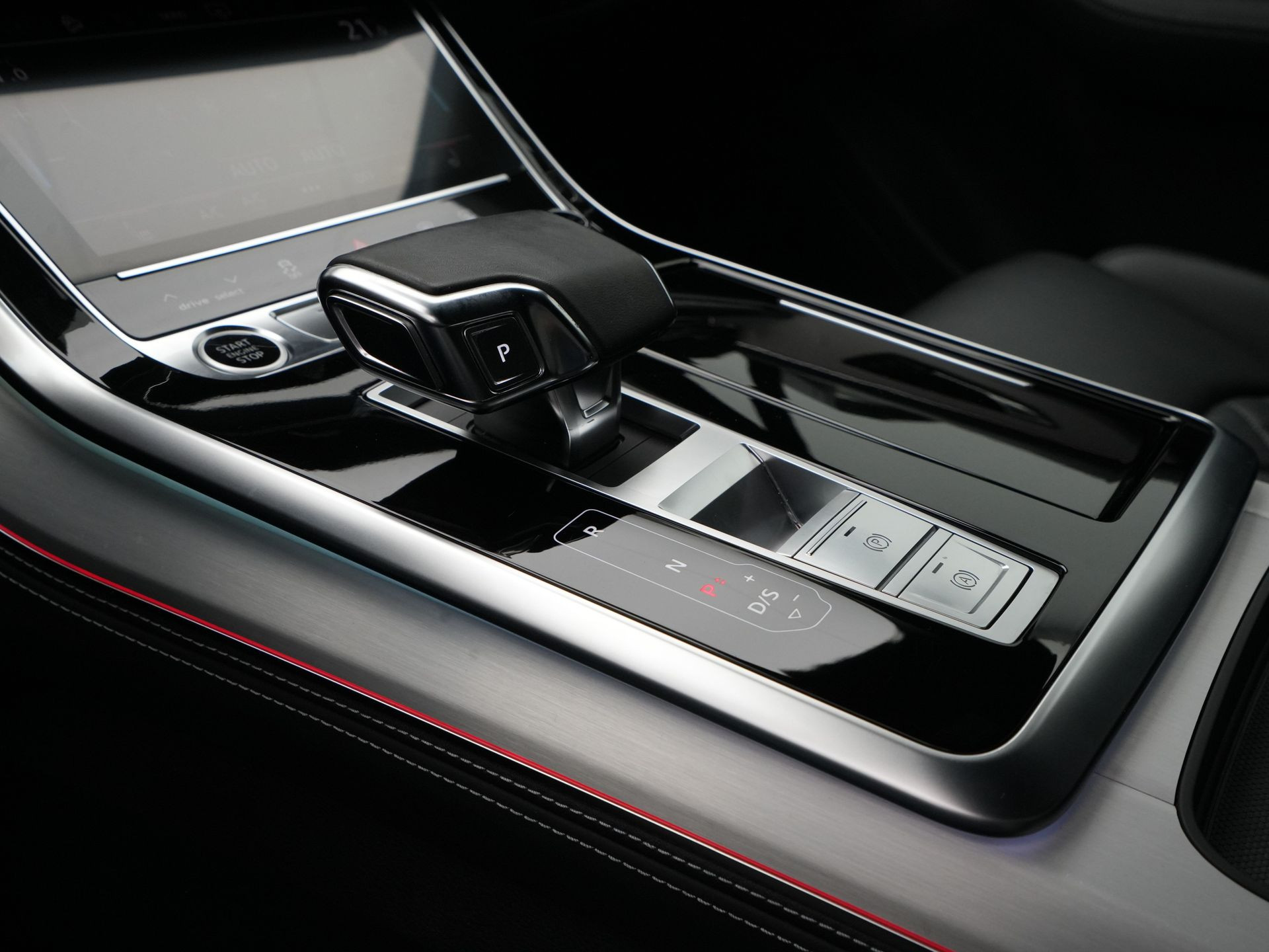 Audi - Q7 55 TFSI e quattro Pro Line S - 2021