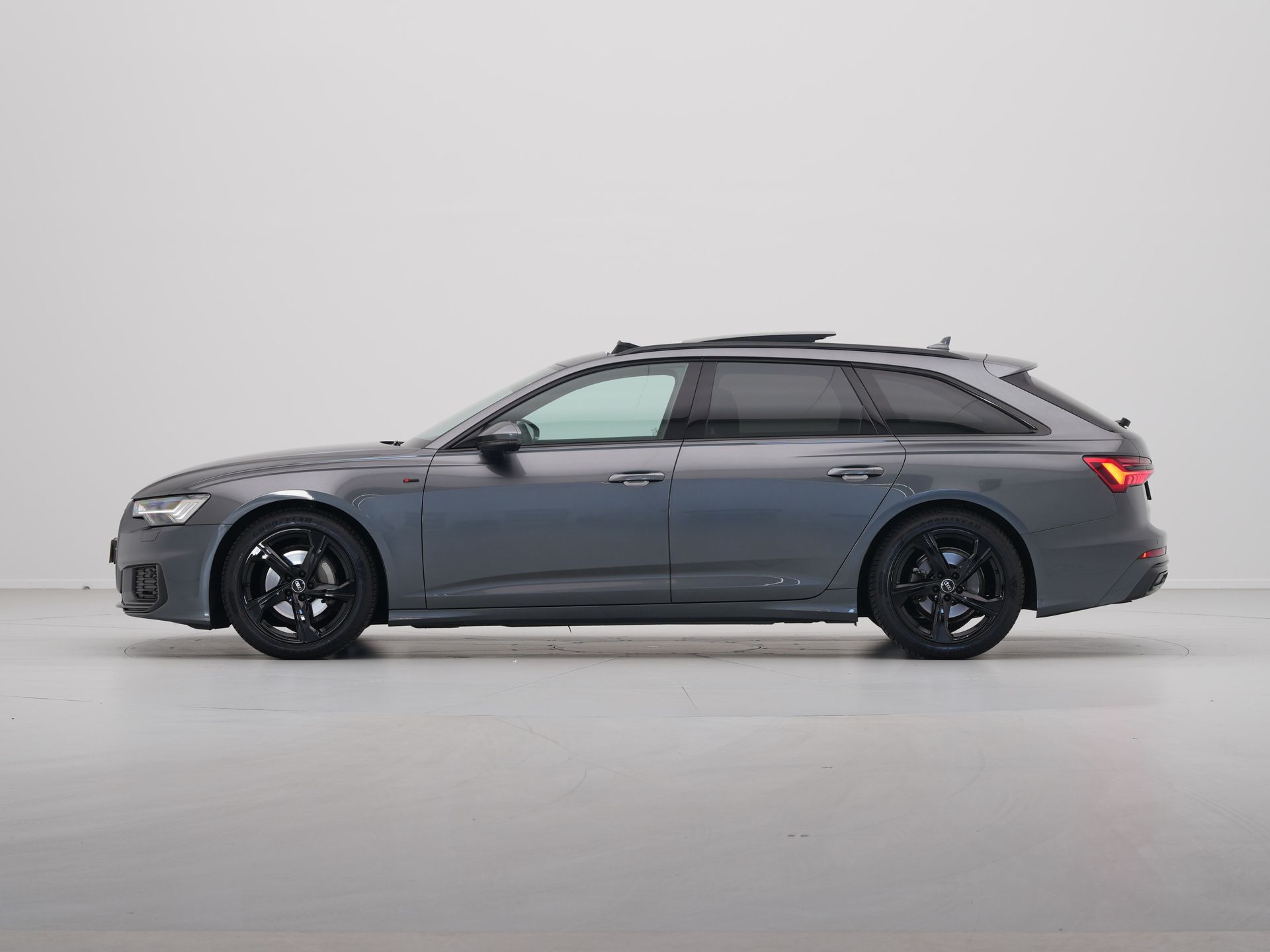 Audi - A6 Avant 40 204 pk TFSI S edition S Line - 2022