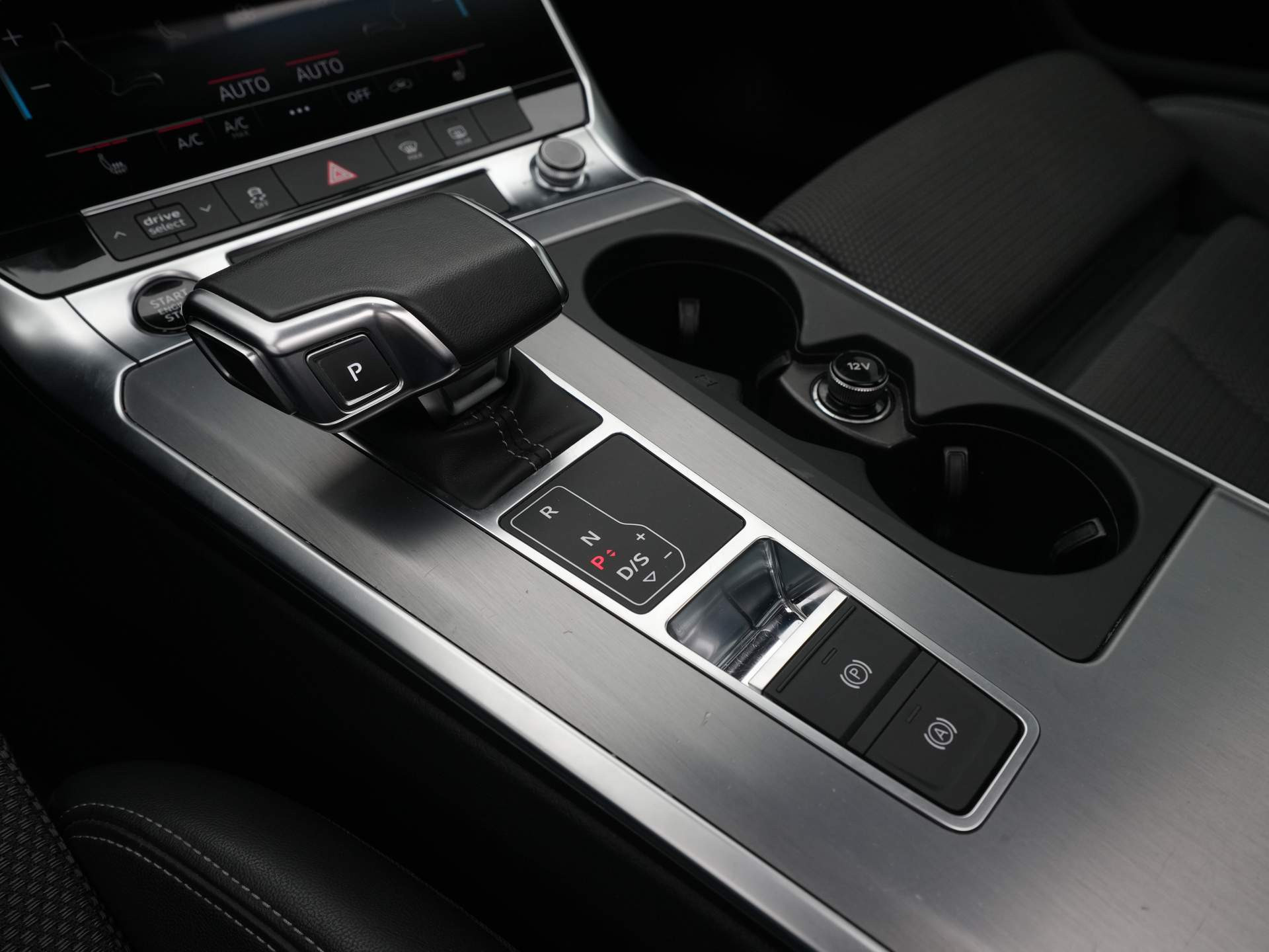 Audi - A6 Avant 40 204 pk TFSI S edition S Line - 2022