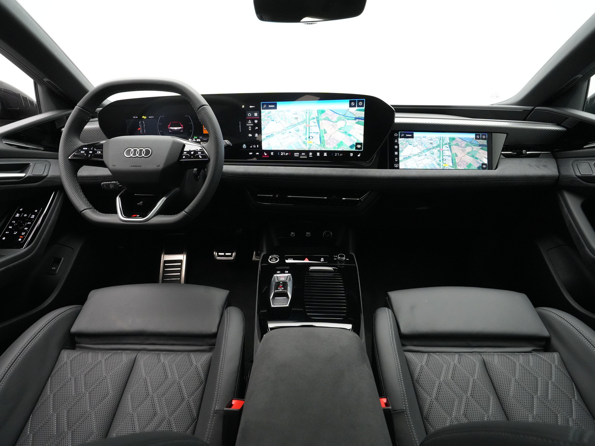 Audi - A6 Avant e-tron 367 1AT S edition - 2025