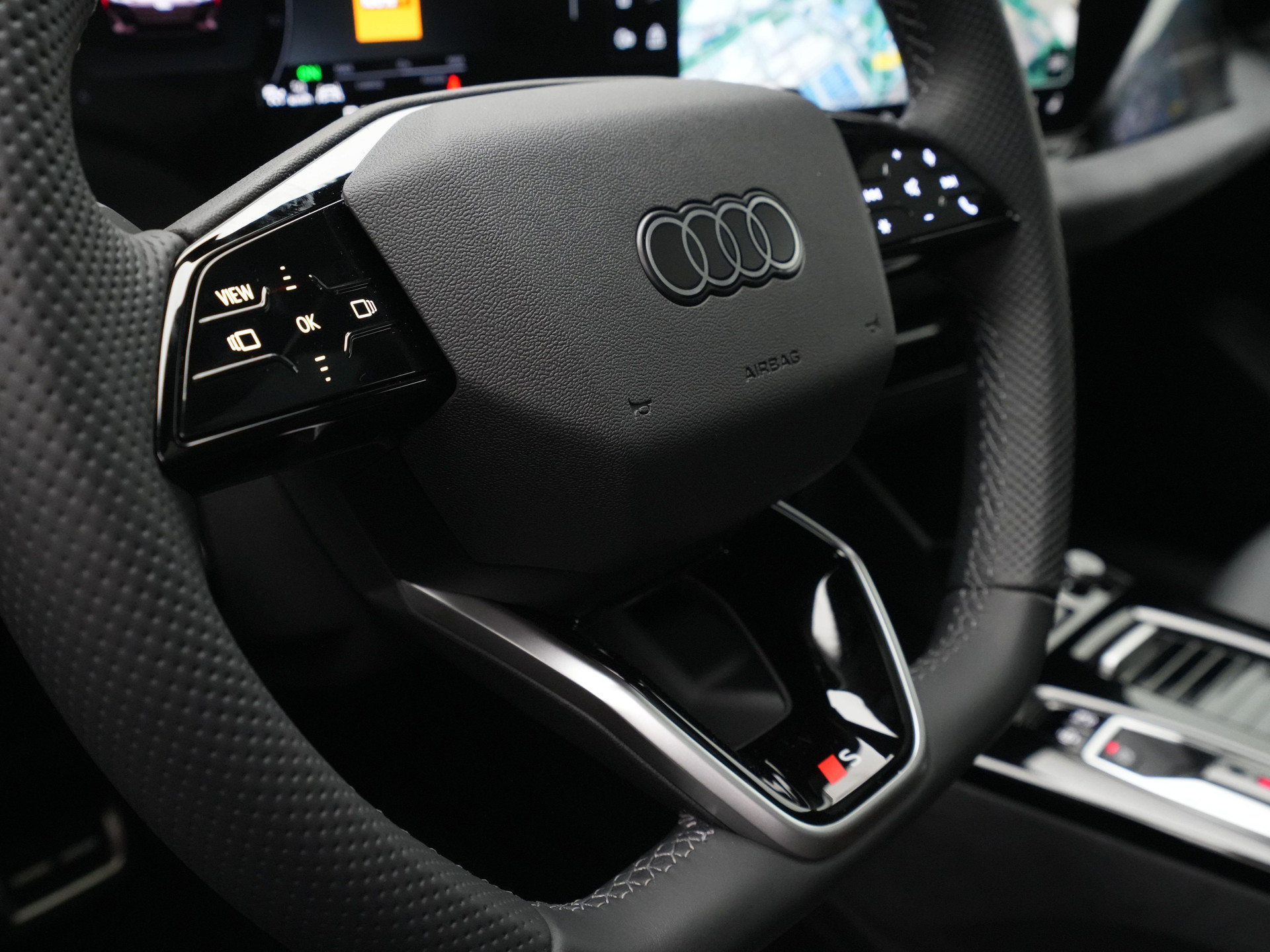 Audi - A6 Avant e-tron 367 1AT S edition - 2025
