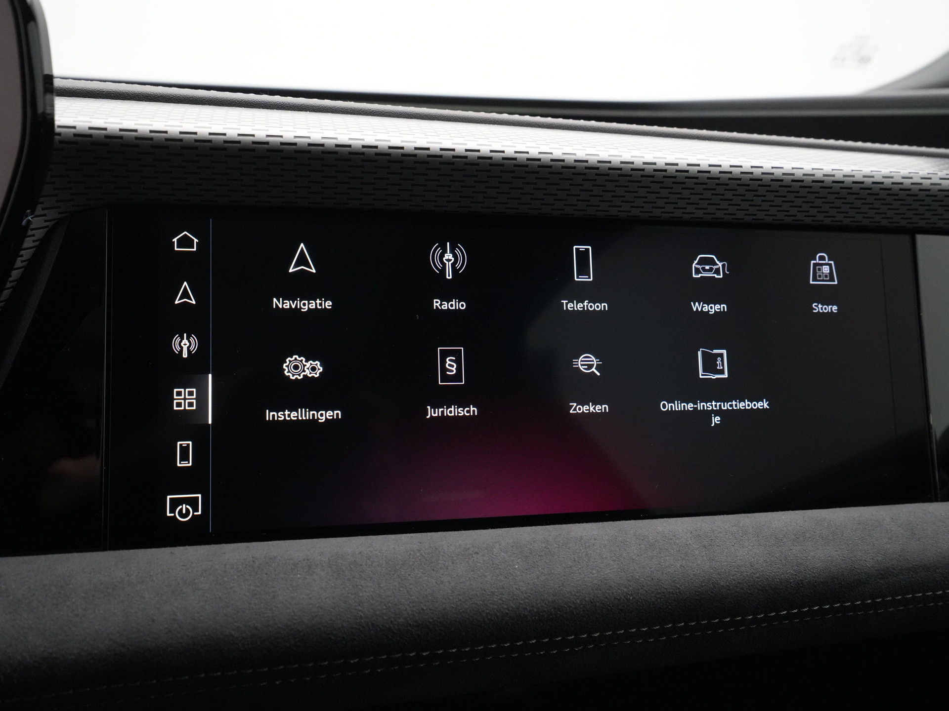 Audi - A6 Avant e-tron 367 1AT S edition - 2025