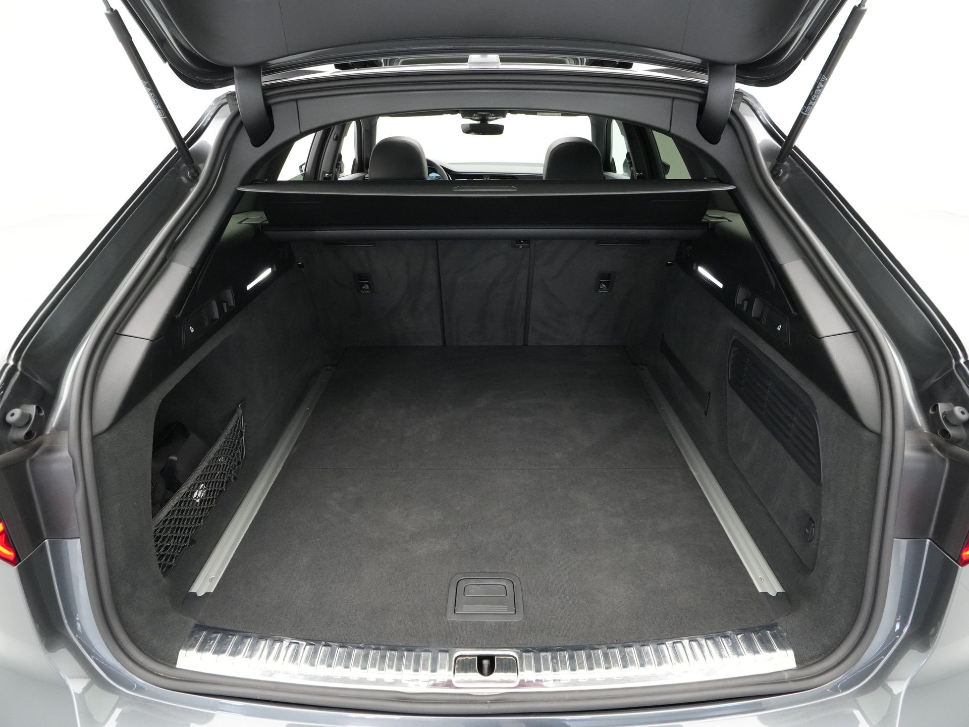Audi - A6 Avant 40 TFSI S 204 pk edition Competition - 2024